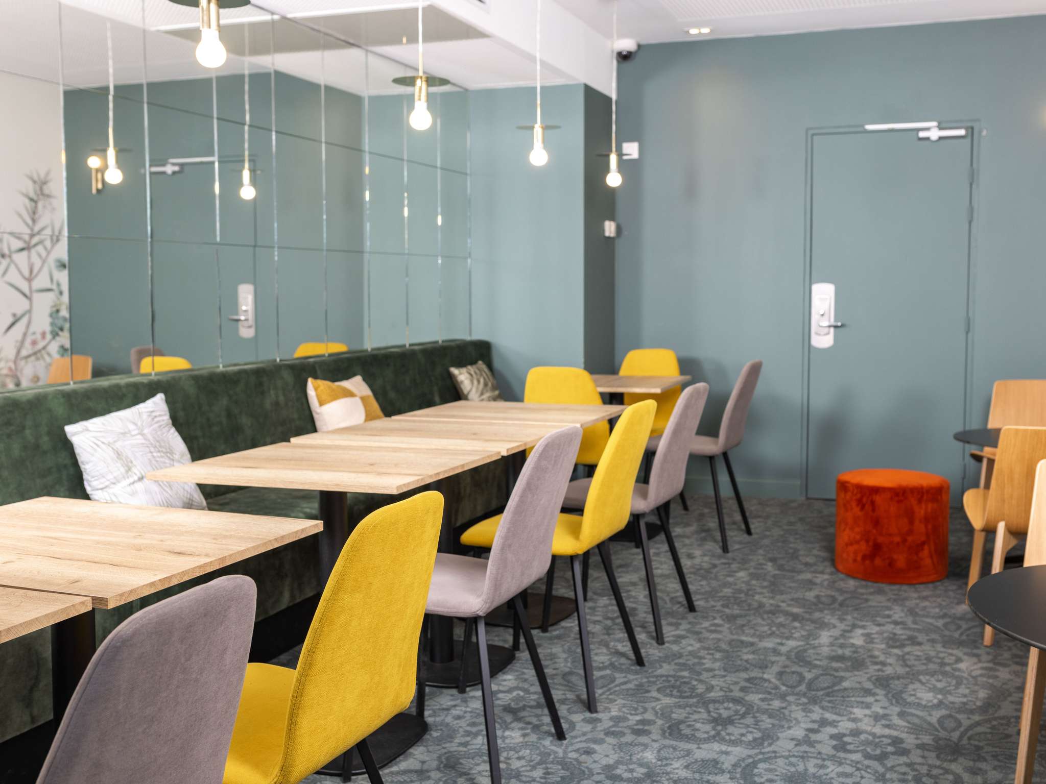 Photo - ibis Valenciennes