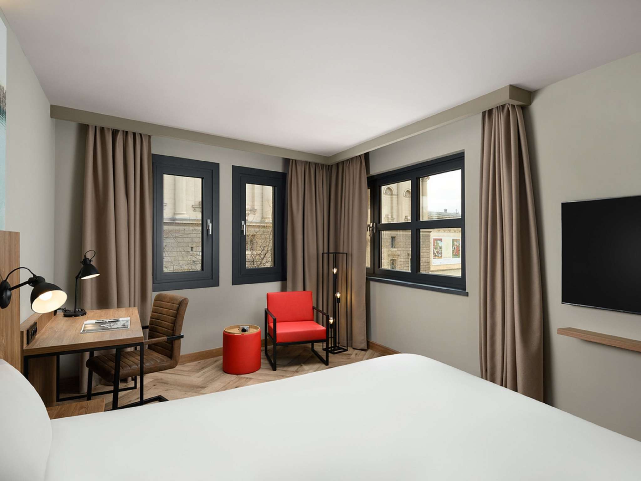 Photo - Ibis Budapest Heroes Square