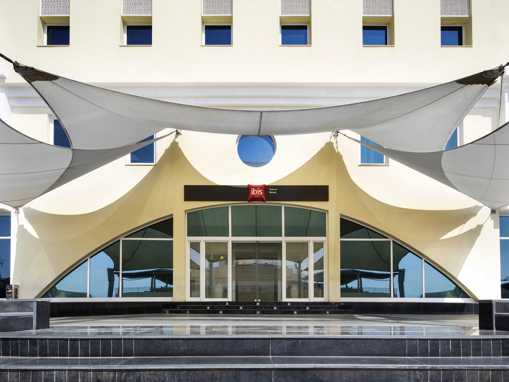 ibis Muscat - Image 1