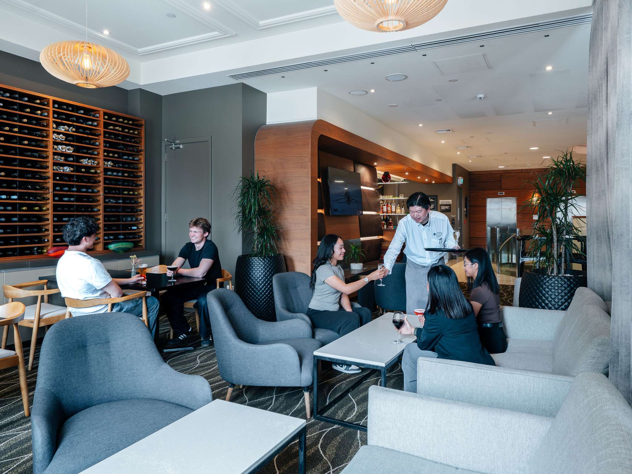 Photo - Novotel Christchurch Cathedral Square