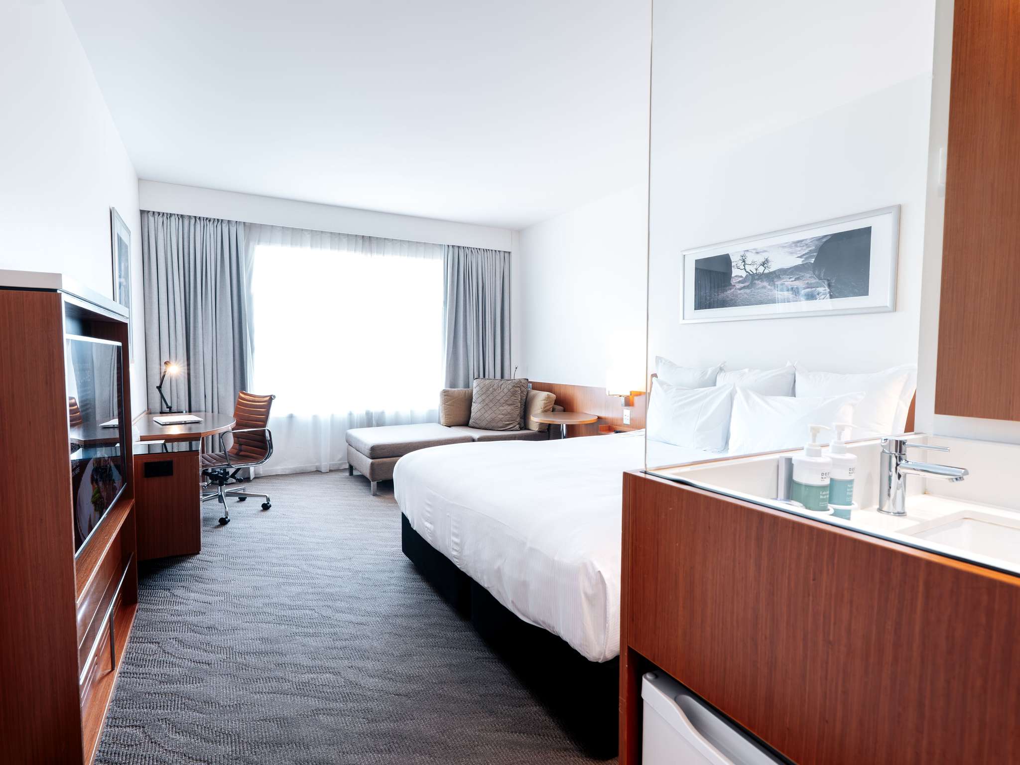 Photo - Novotel Christchurch Cathedral Square