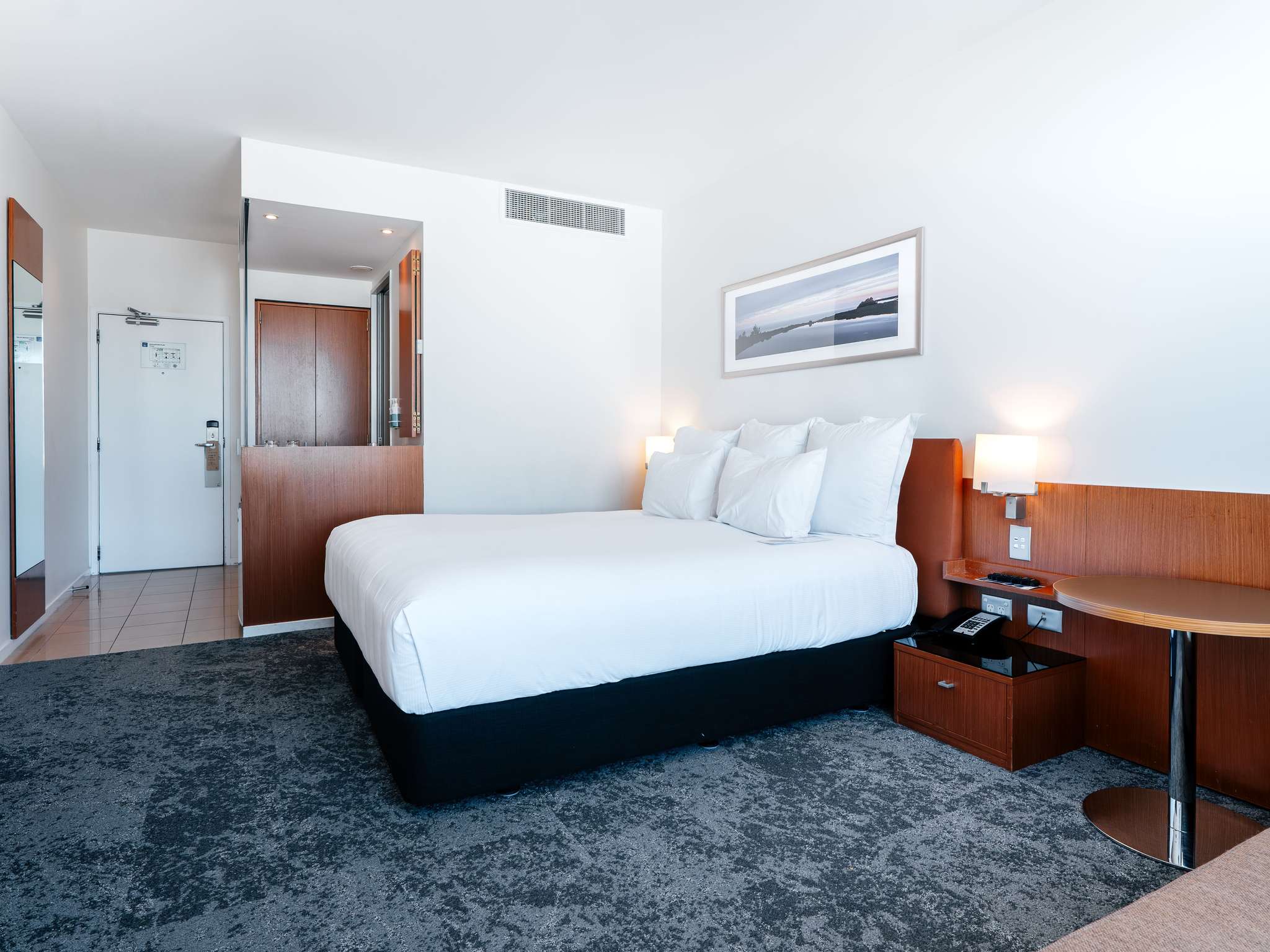 Photo - Novotel Christchurch Cathedral Square