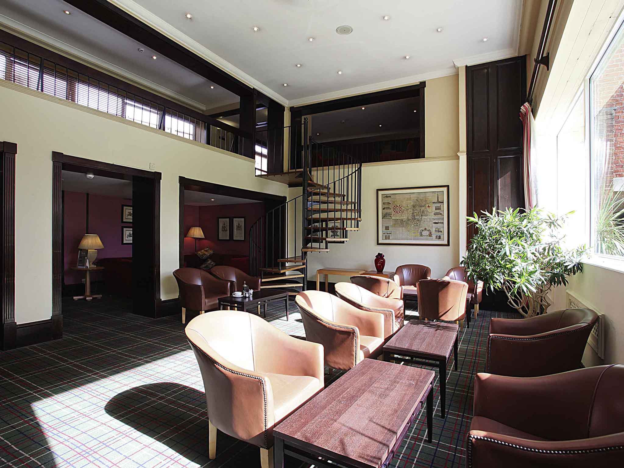 Photo - Winchester Wessex Hotel by Sunday