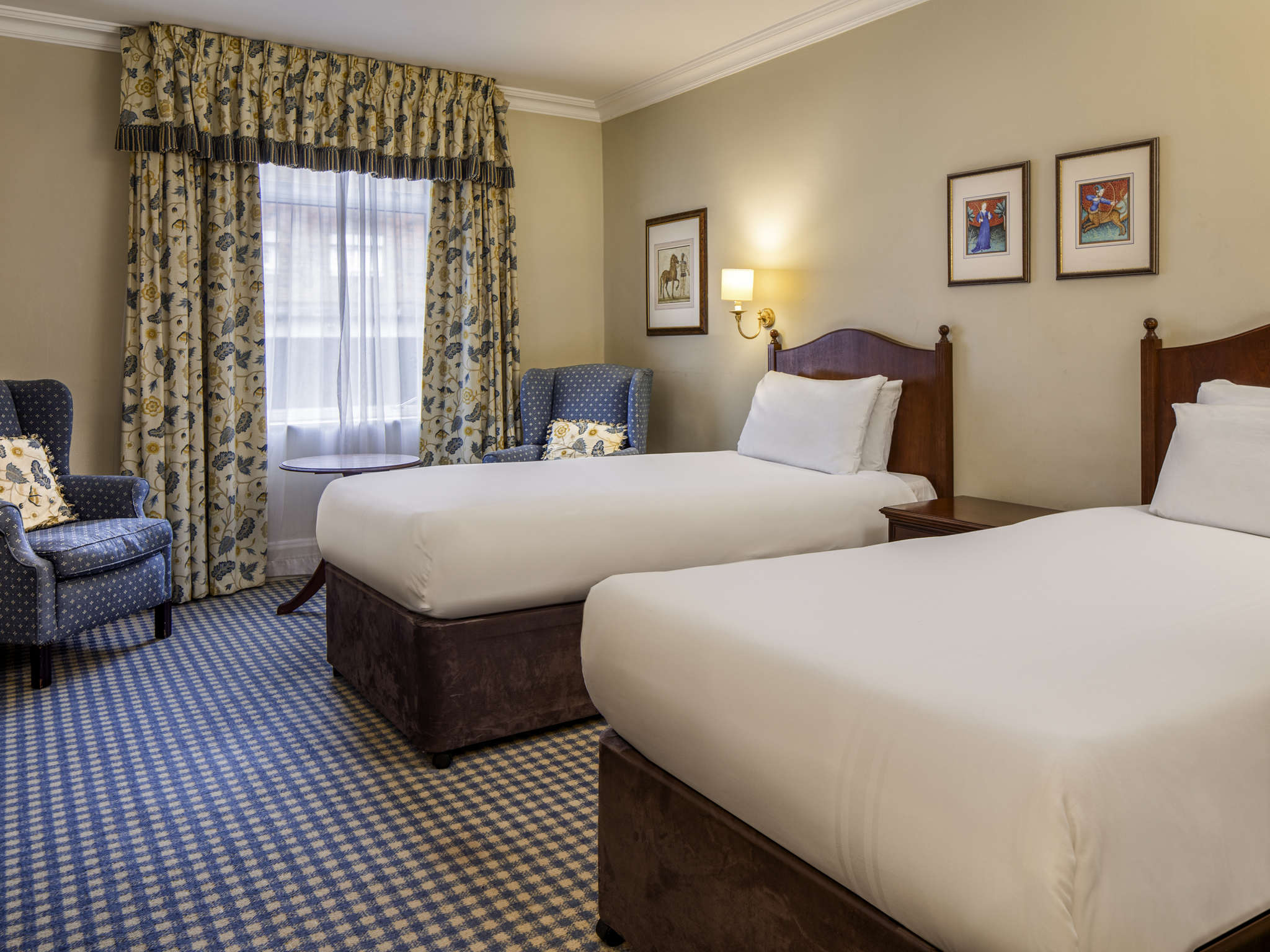 Photo - Winchester Wessex Hotel by Sunday