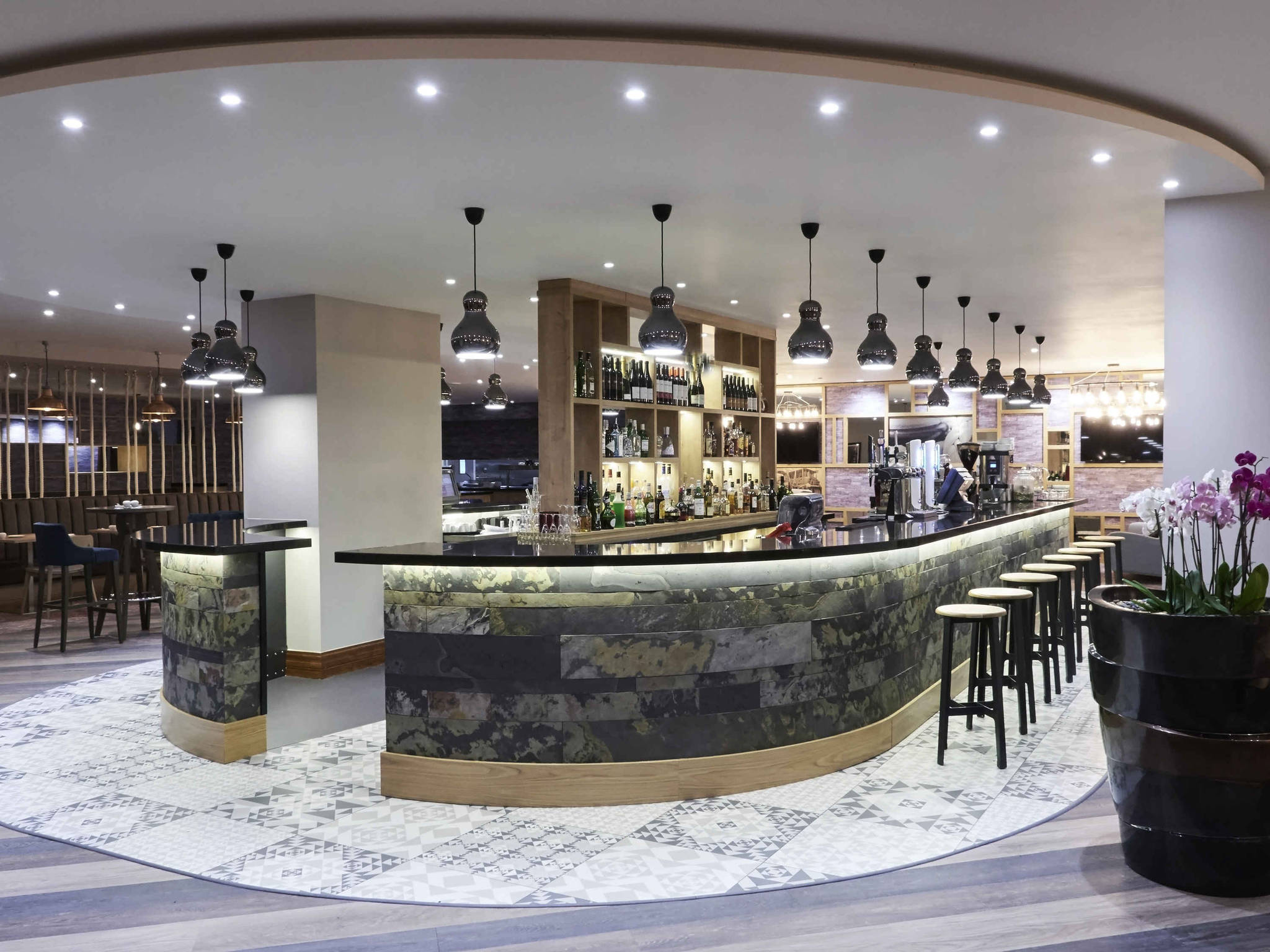 Photo - Holland House Hotel Cardiff By Sunday