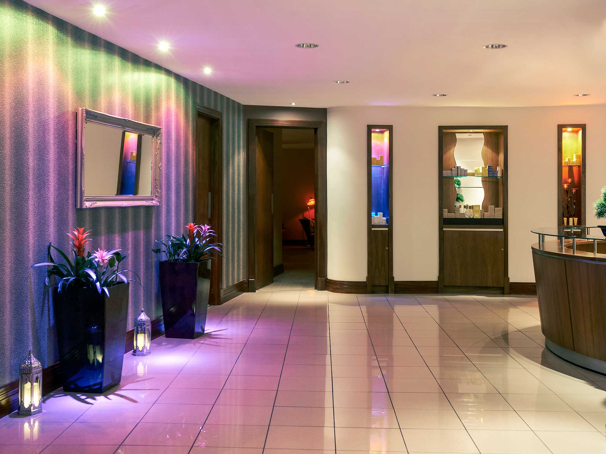 Foto - Holland House Hotel Cardiff By Sunday