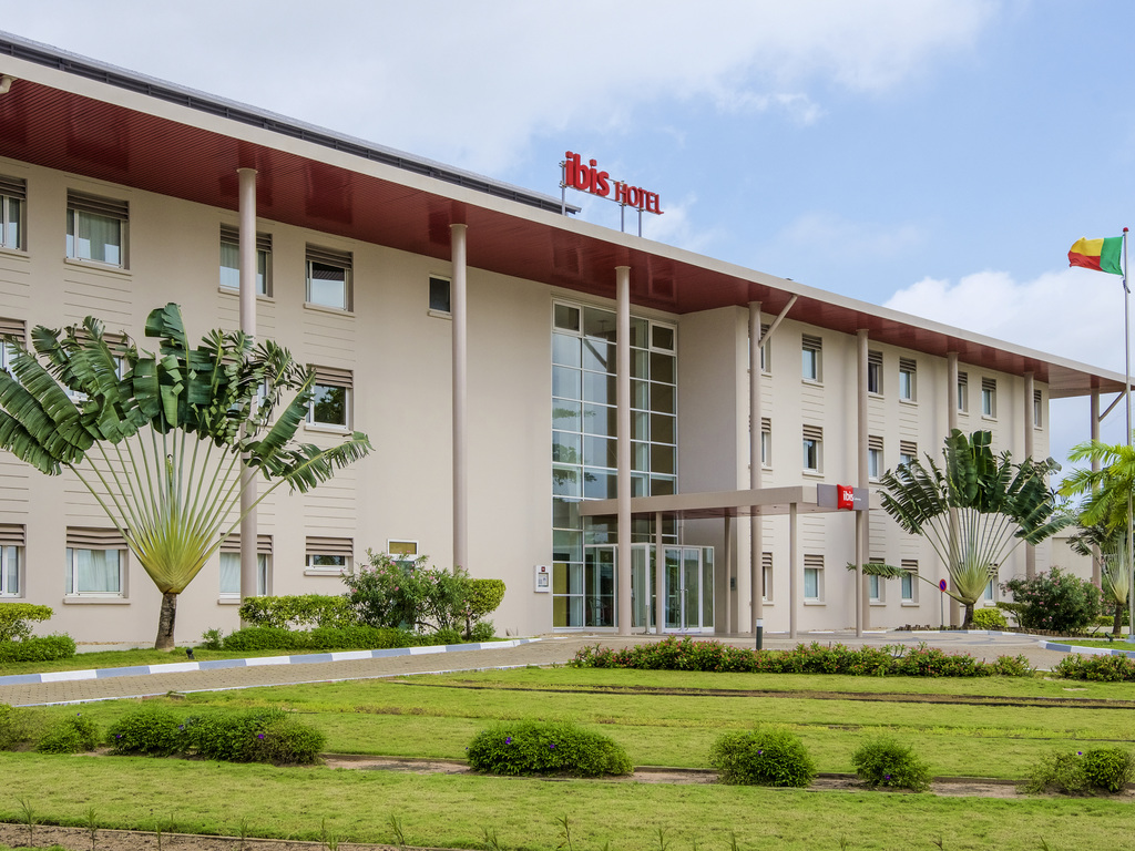 ibis Cotonou - Image 1