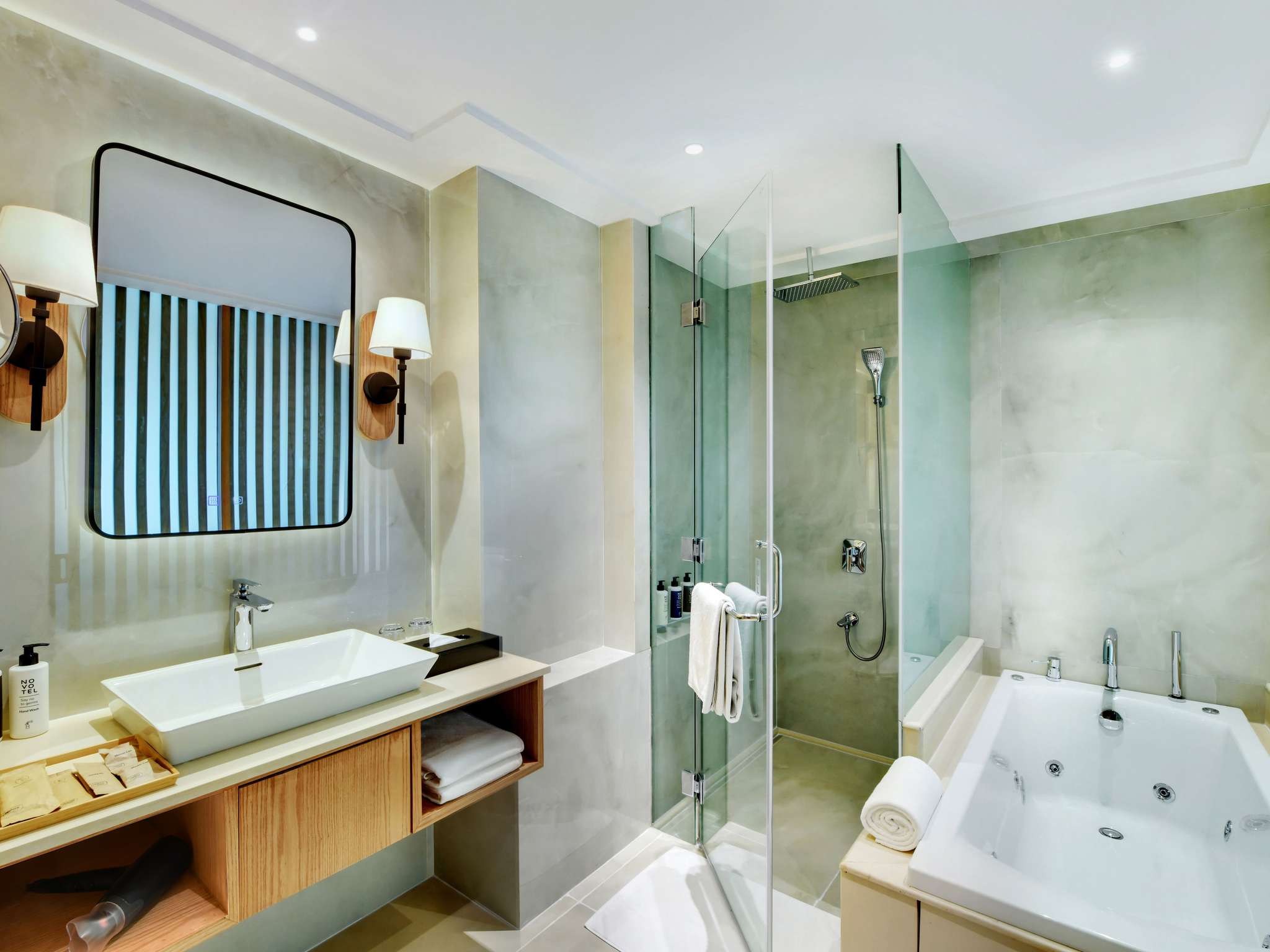 Photo - Novotel Hyderabad Airport