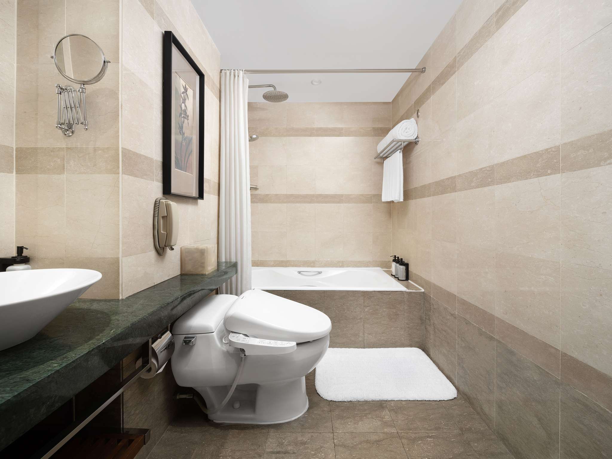 Photo - Grand Mercure Shanghai Hongqiao