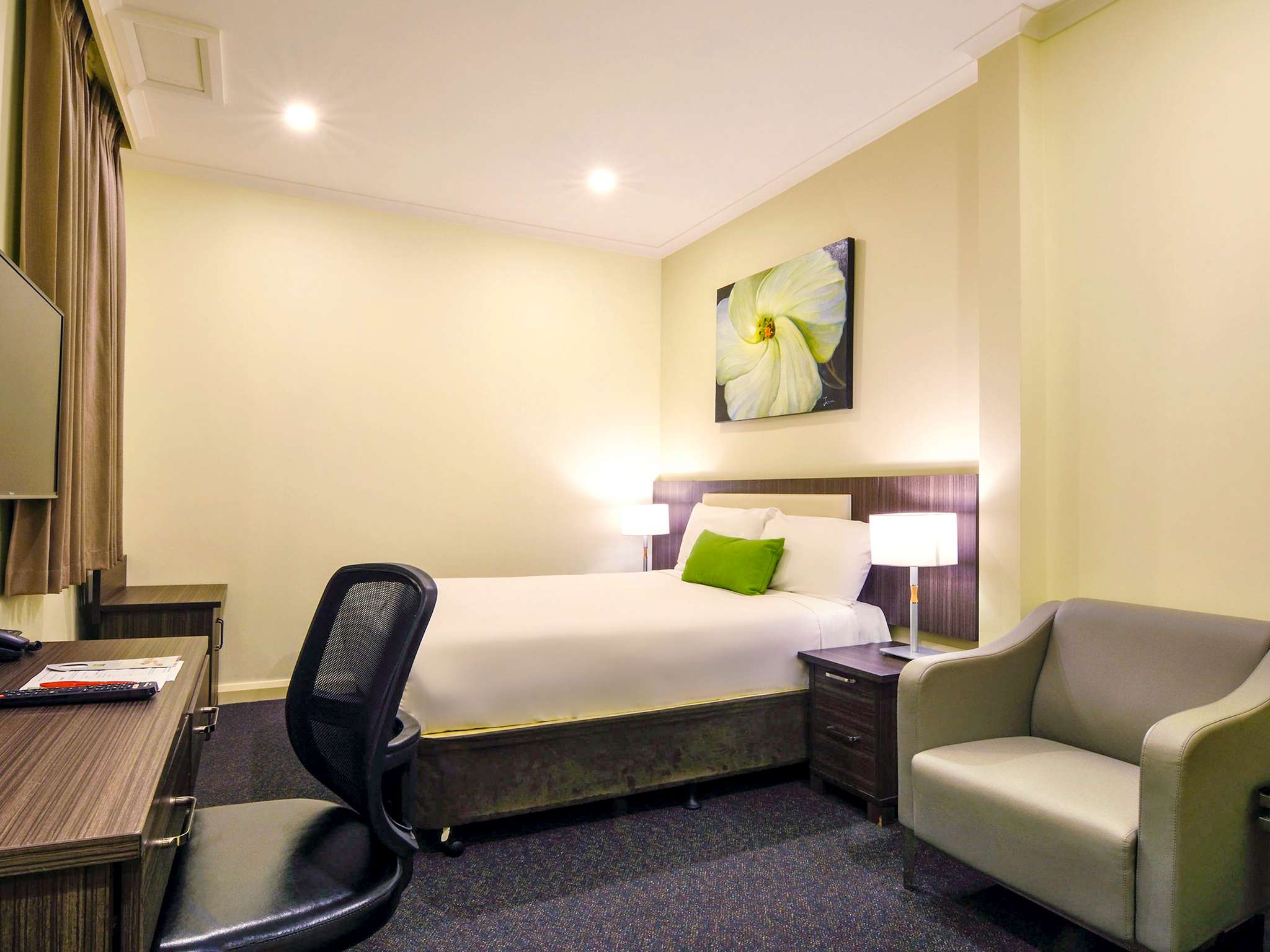 Photo - ibis Styles Kingsgate Hotel