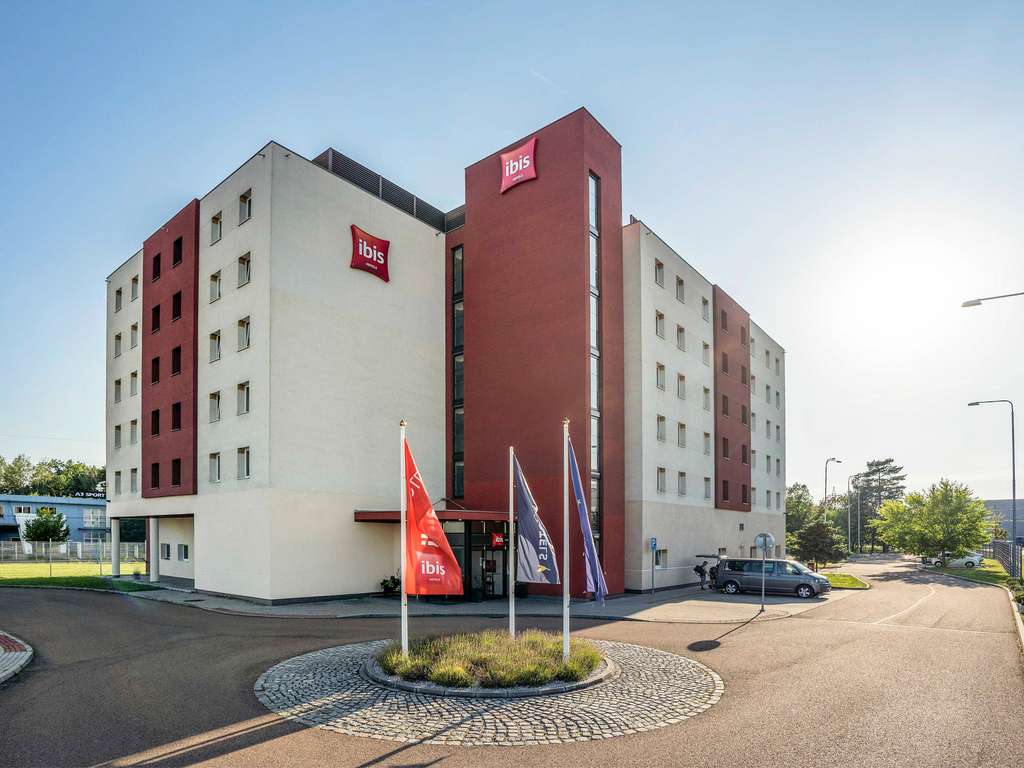 ibis Plzen - Image 2