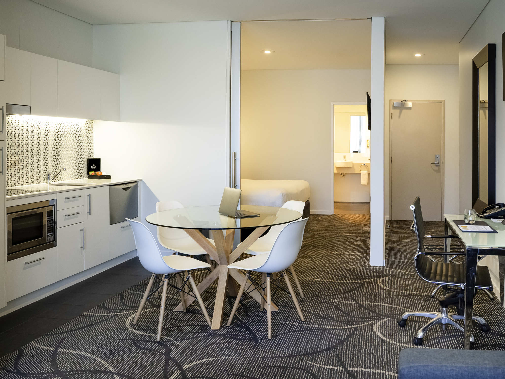 Foto - Adelaide Rockford