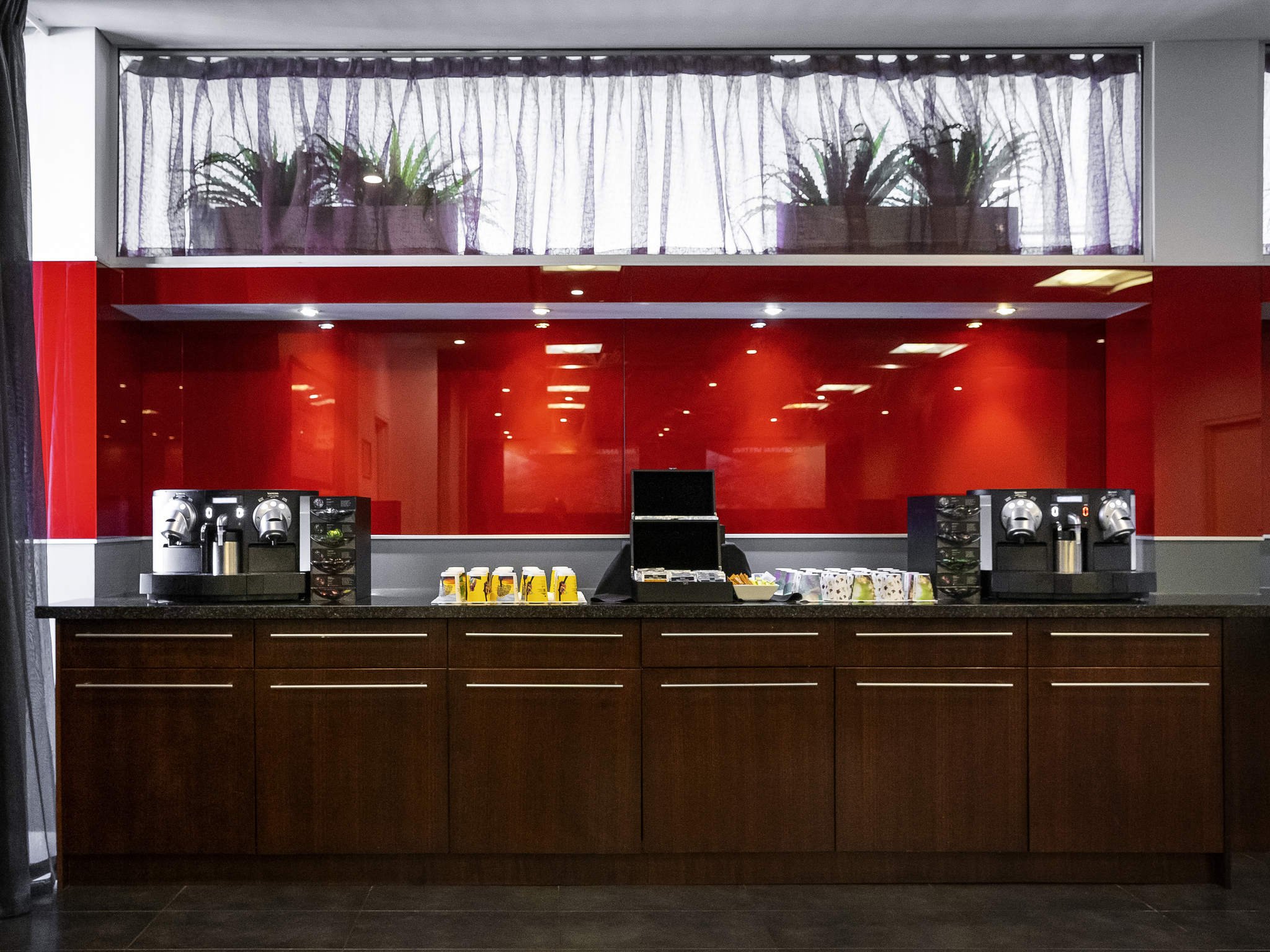 Foto - Adelaide Rockford