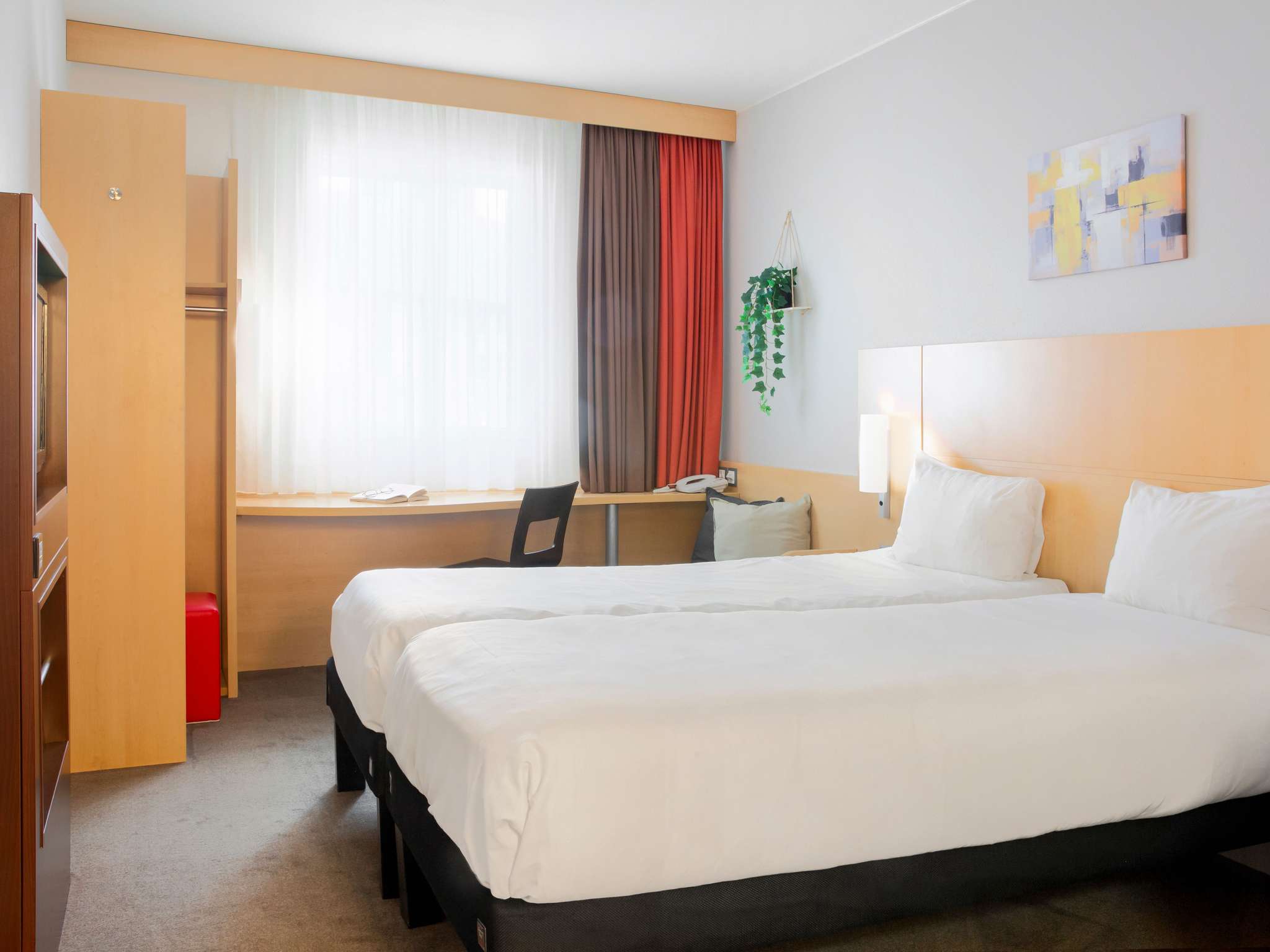 Photo - Ibis Lugano Paradiso