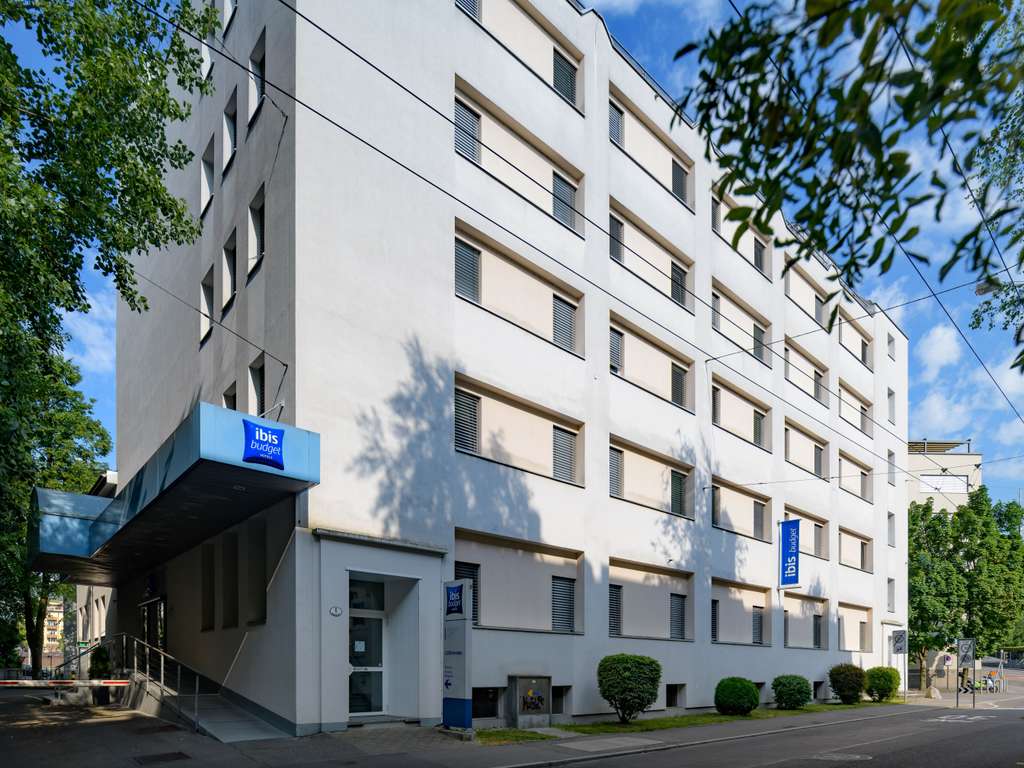 ibis budget Luzern City - Image 2