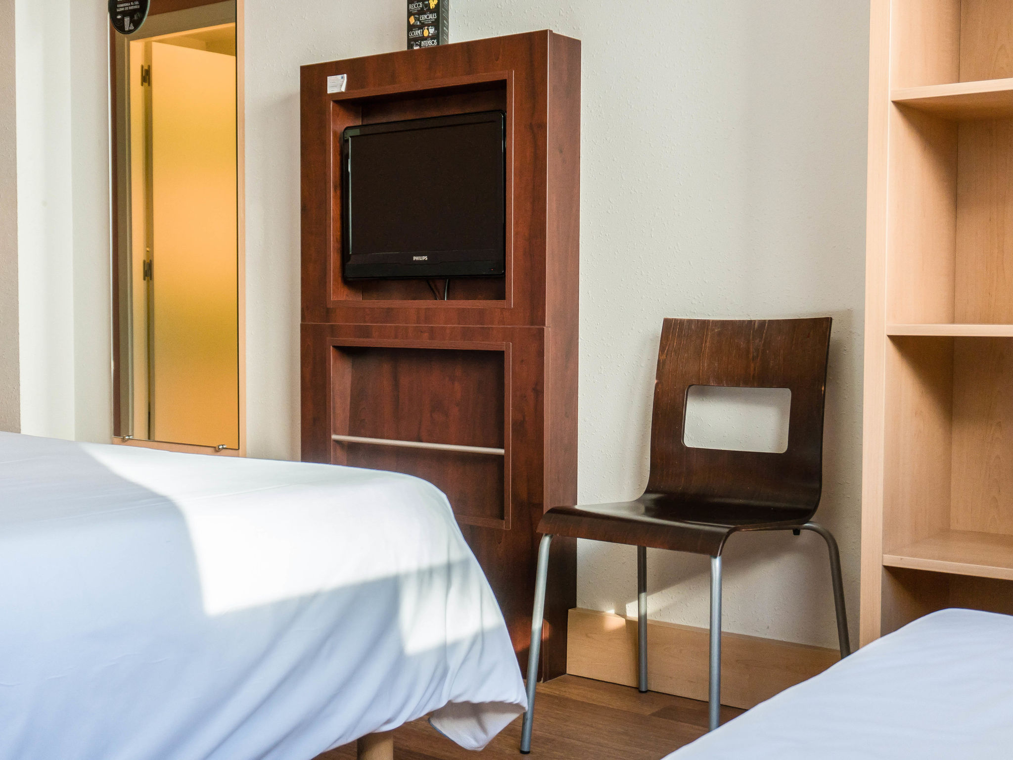 Photo - Ibis Budget Girona Costa Brava