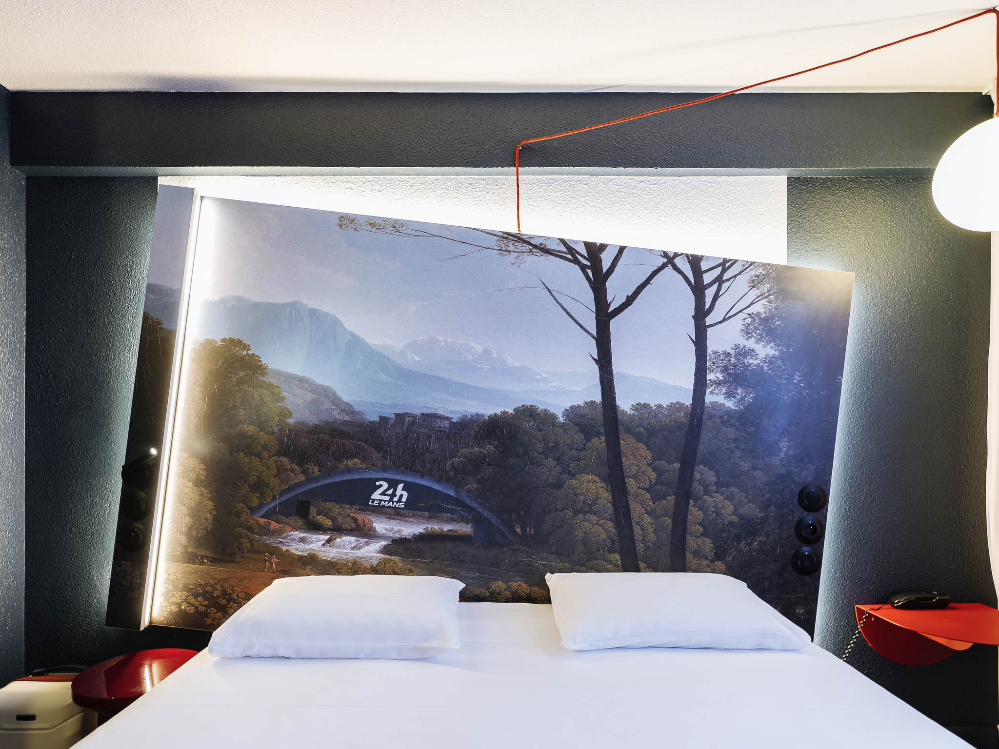 Photo - ibis Styles Le Mans Centre Gare
