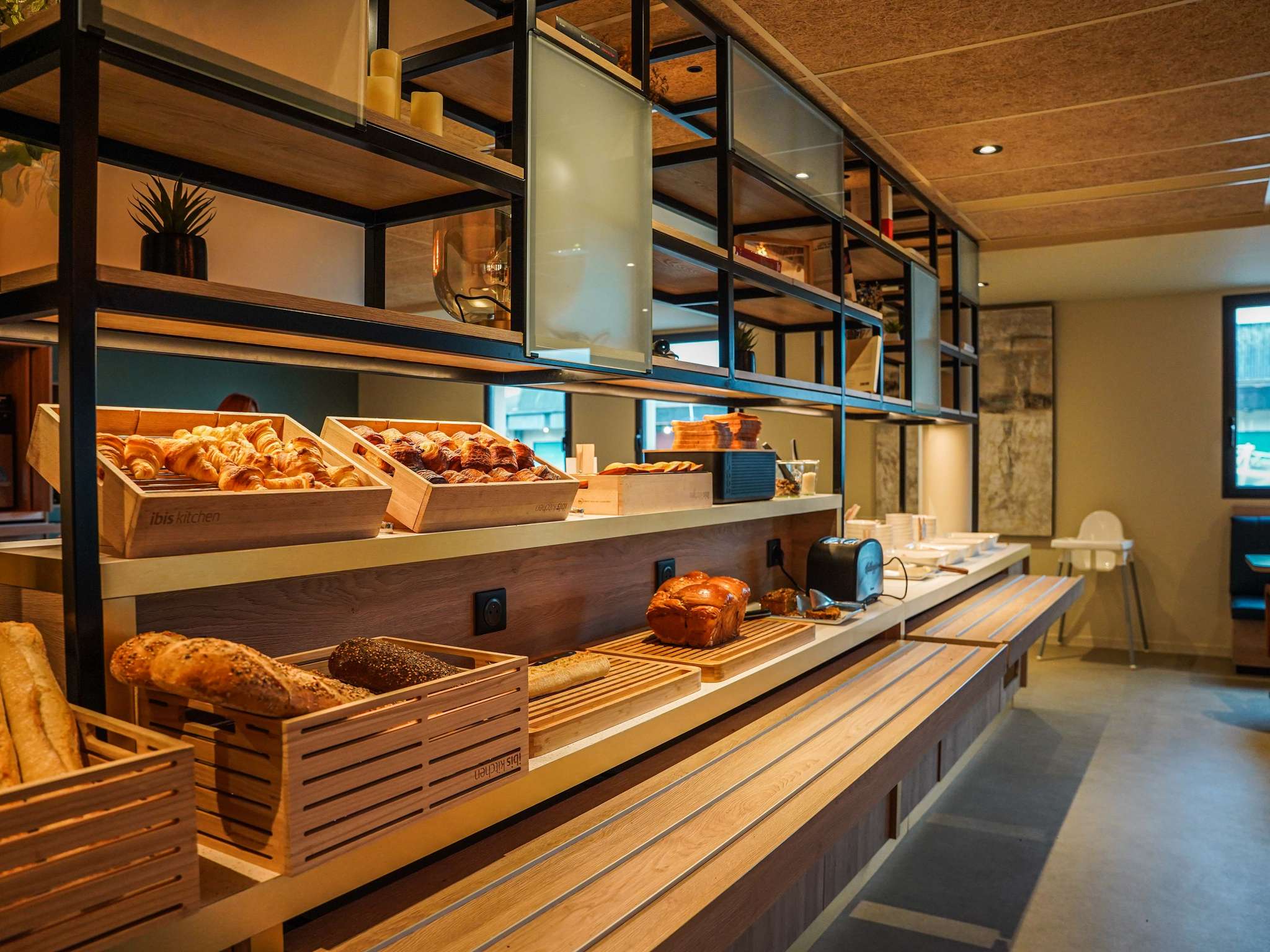 Photo - ibis Bayeux Port En Bessin