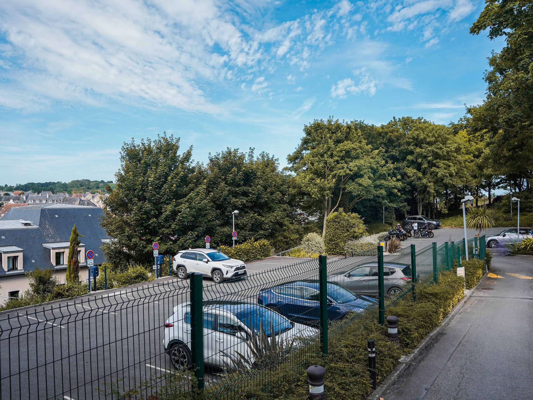 Photo - ibis Bayeux Port En Bessin