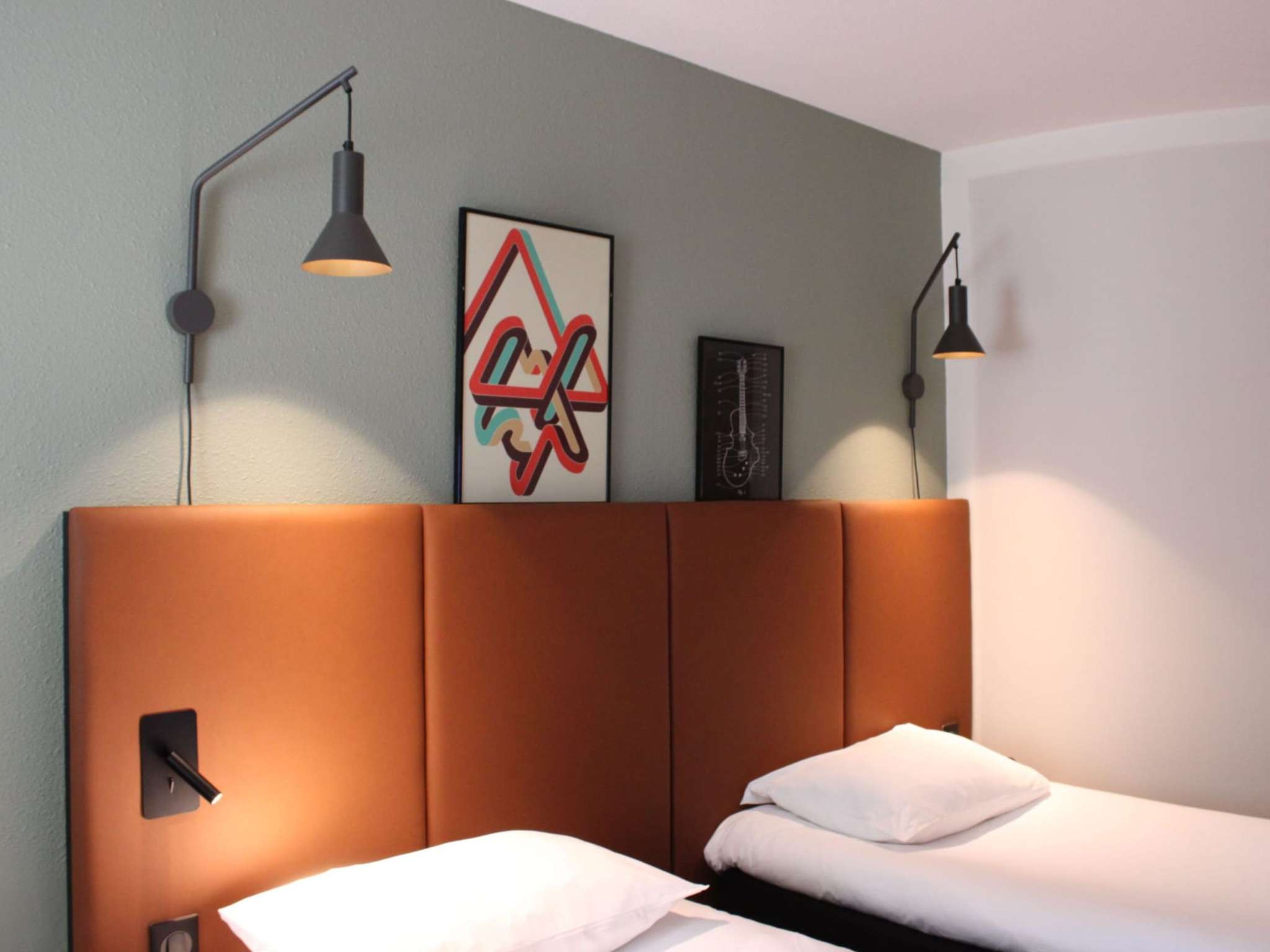 Photo - ibis Bayeux Port En Bessin