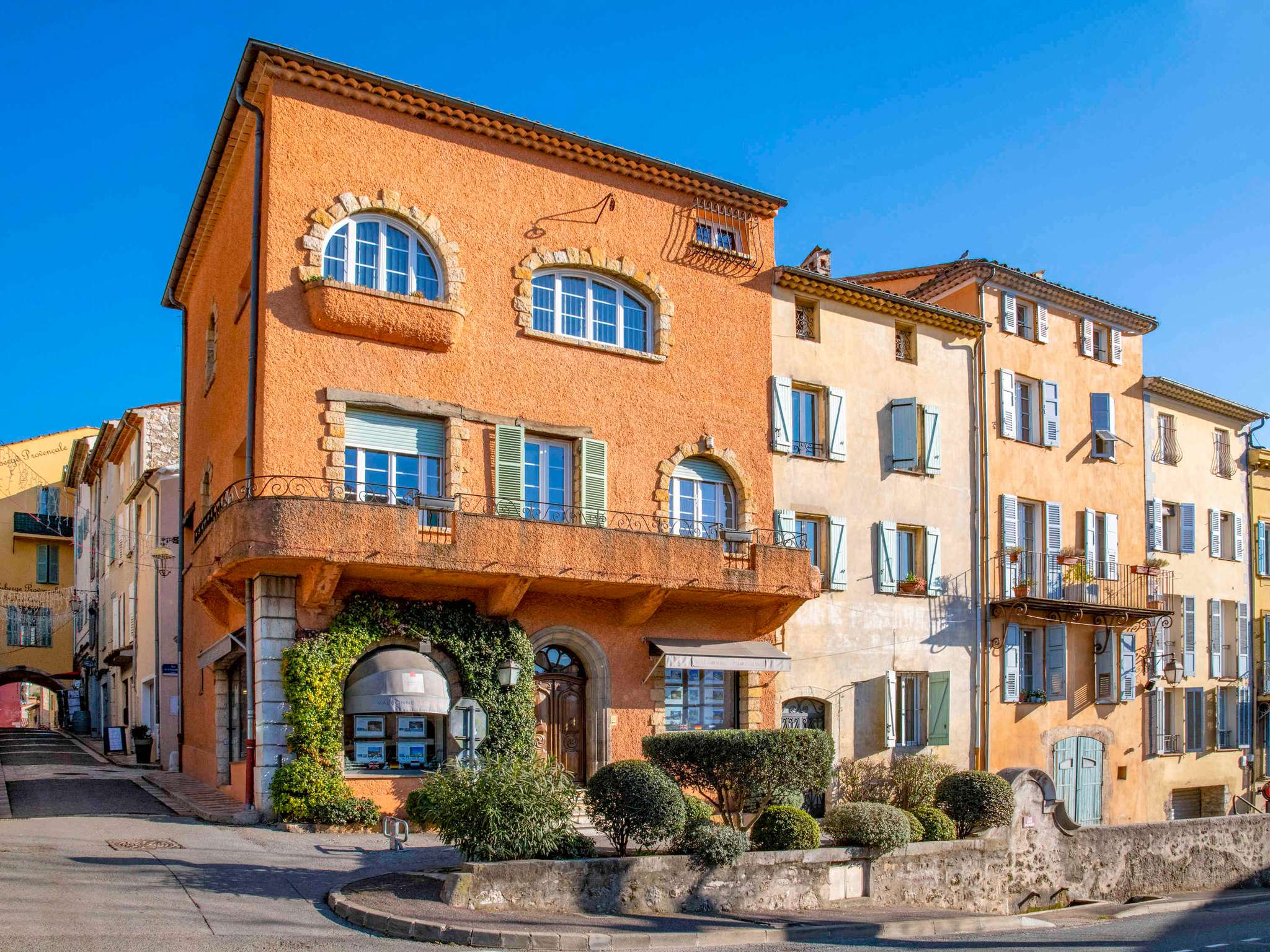 Hotel Ibis Cannes Mouans Sartoux Hotel Ibis Cannes Mouans Sartoux