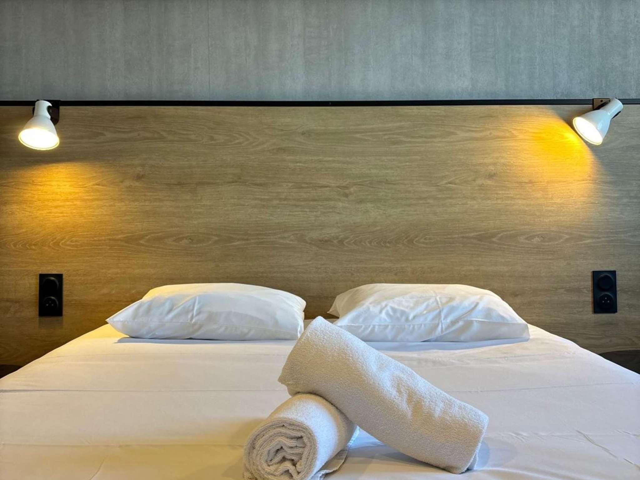 Foto - IBIS Cannes Mouans Sartoux Piscine parking gratuit