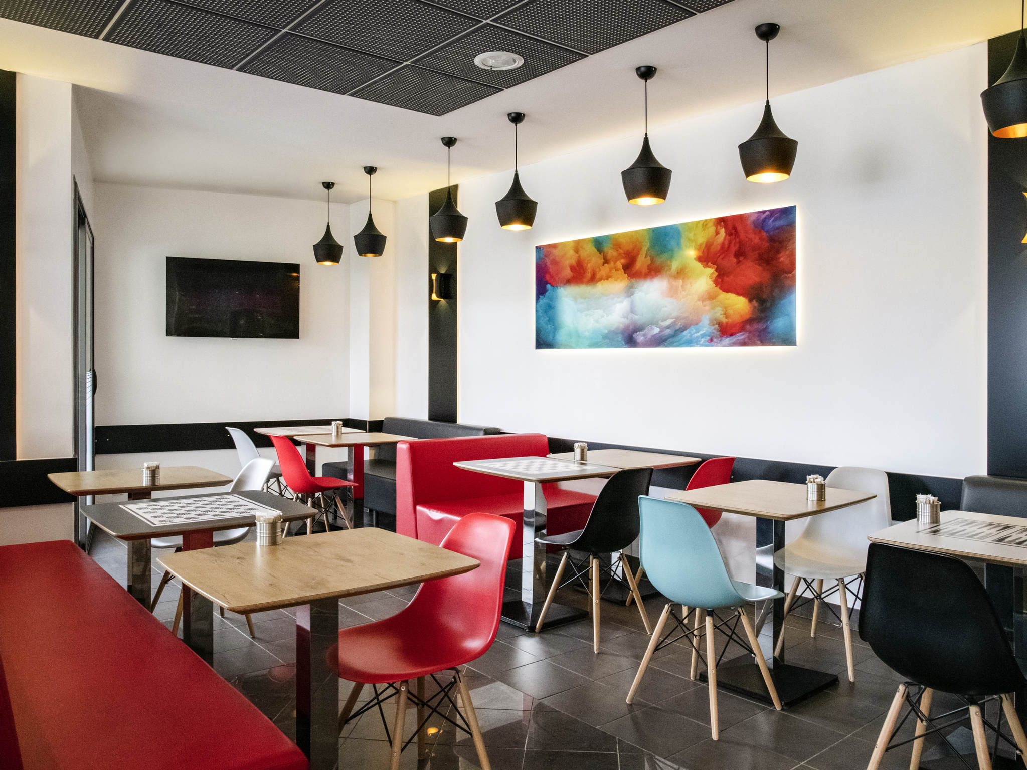 Foto - IBIS Cannes Mouans Sartoux Piscine parking gratuit