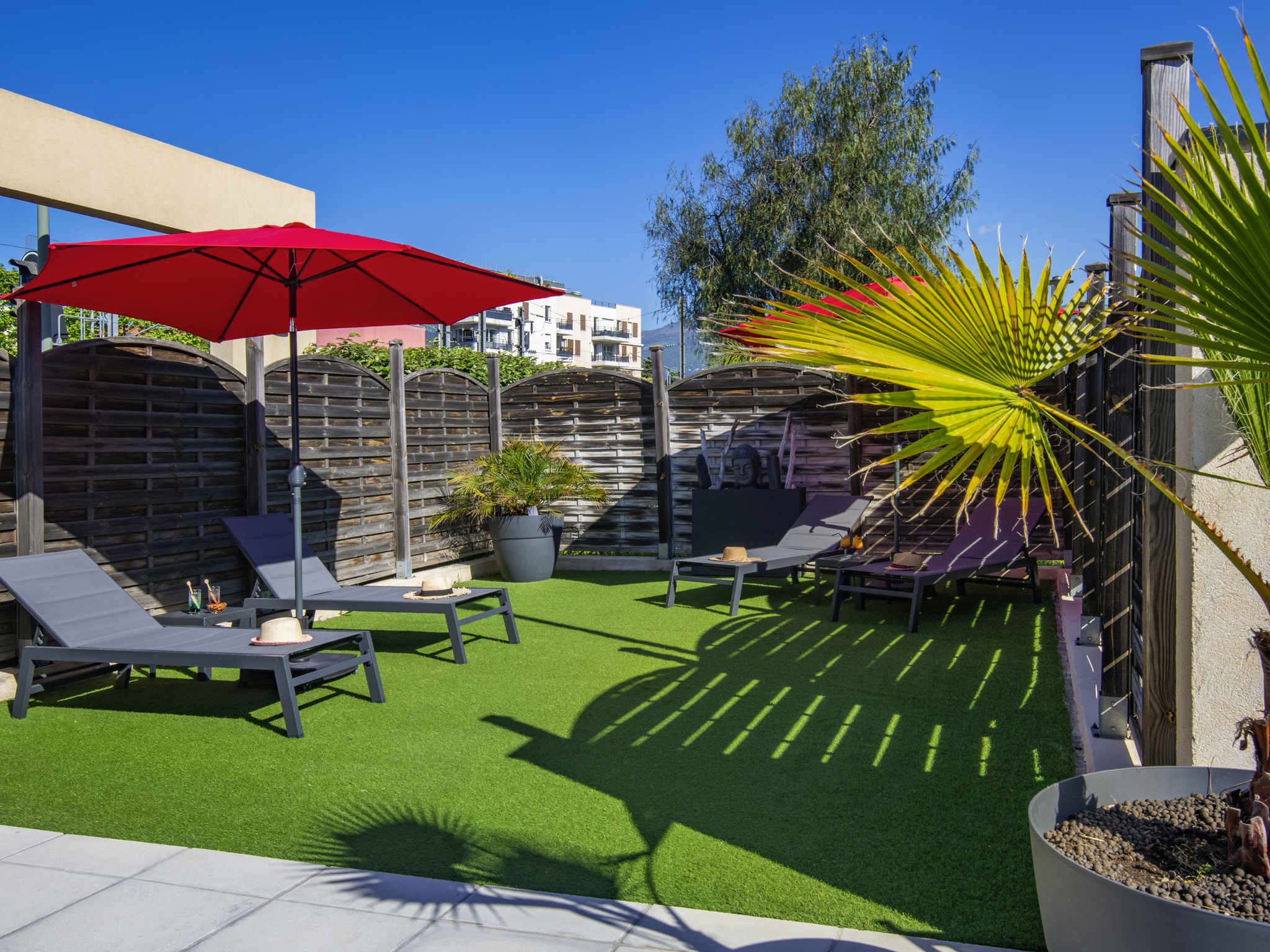 Foto - IBIS Cannes Mouans Sartoux Piscine parking gratuit