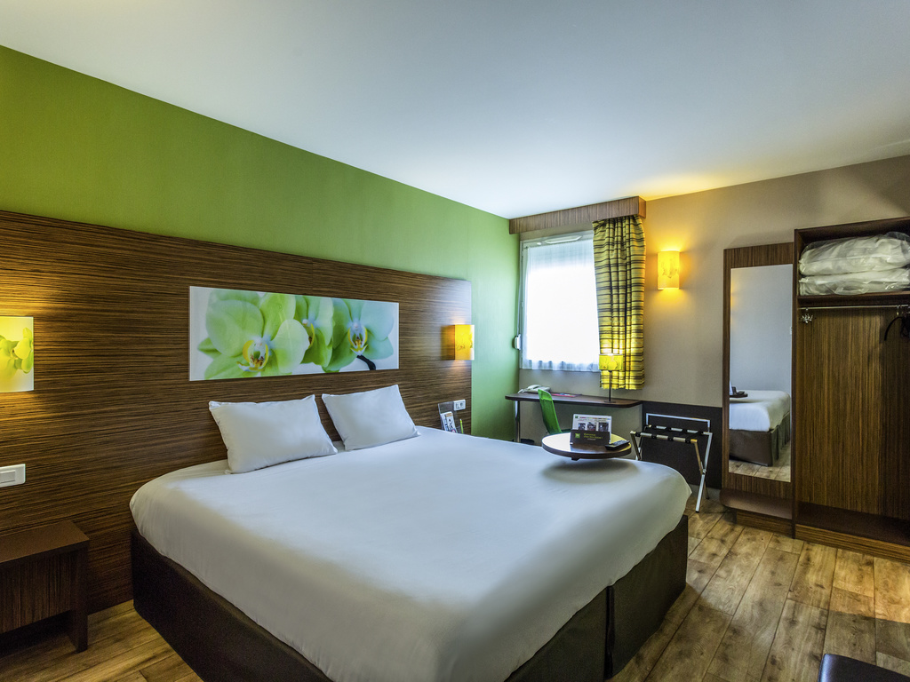 ibis Styles Bourges - Image 1