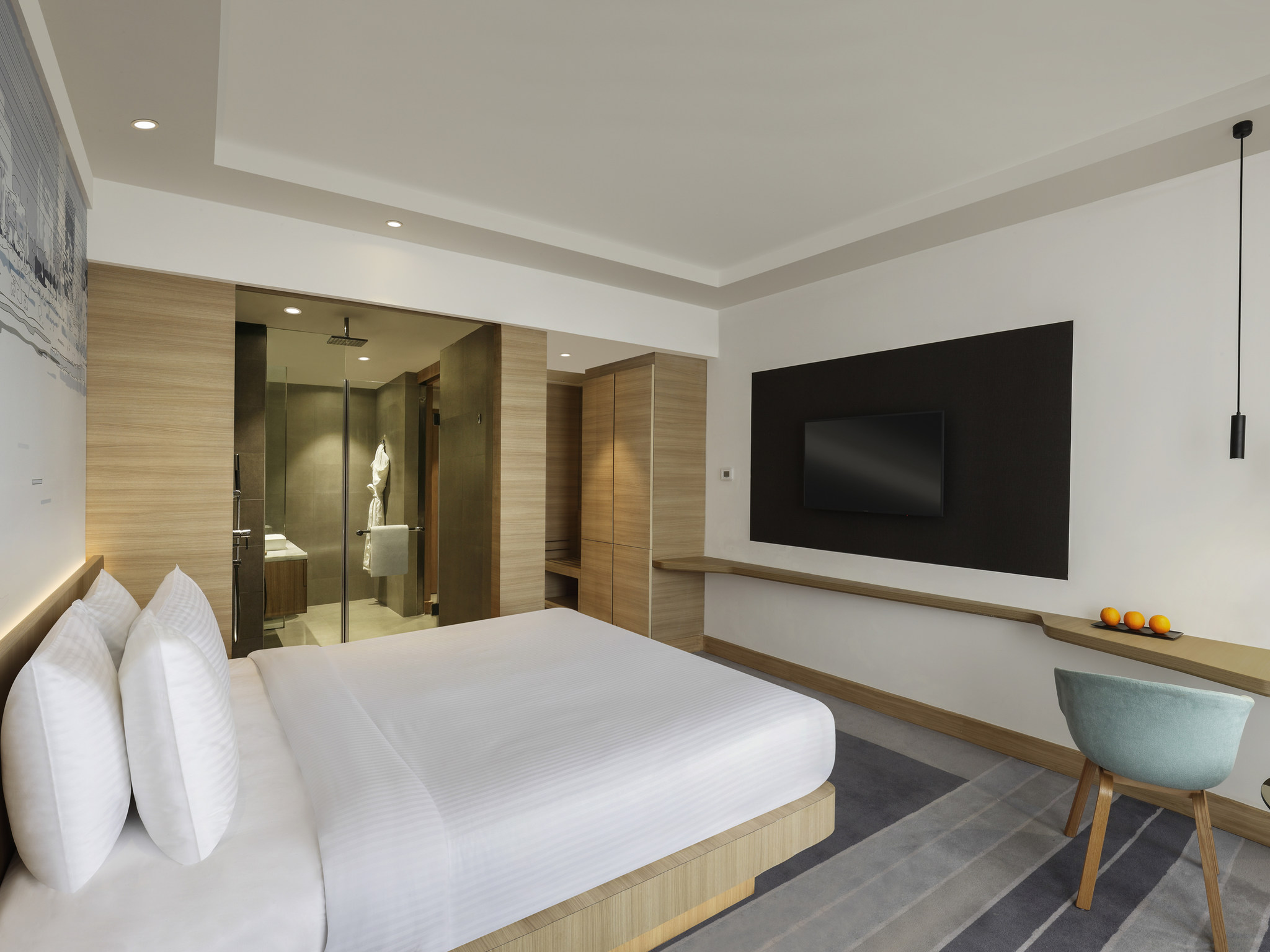 Photo - Novotel Mumbai Juhu Beach