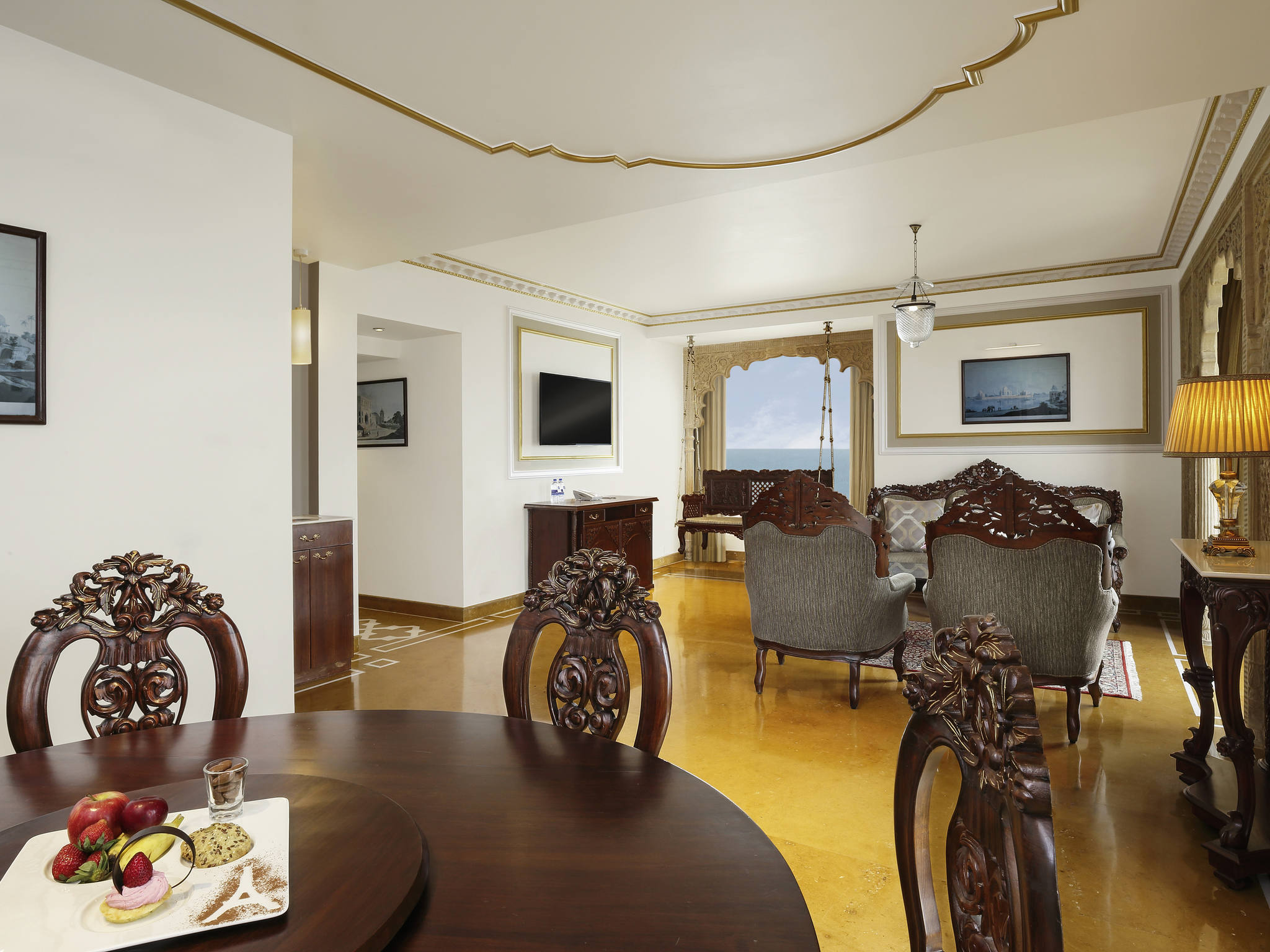 Photo - Novotel Mumbai Juhu Beach