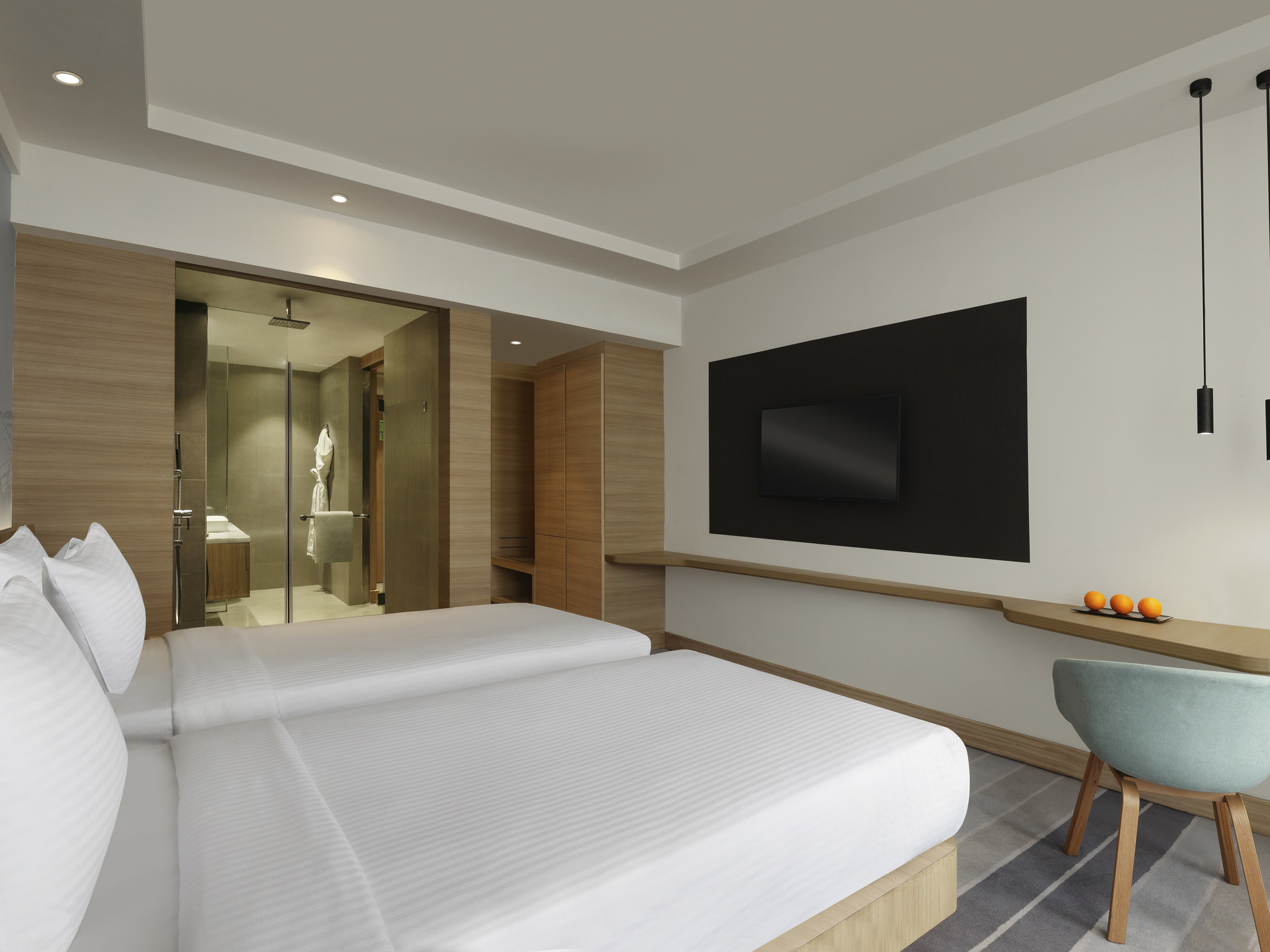 Photo - Novotel Mumbai Juhu Beach