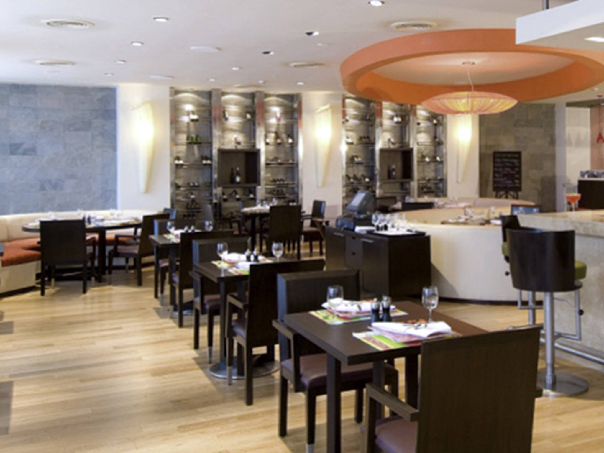 Photo - Novotel Mumbai Juhu Beach