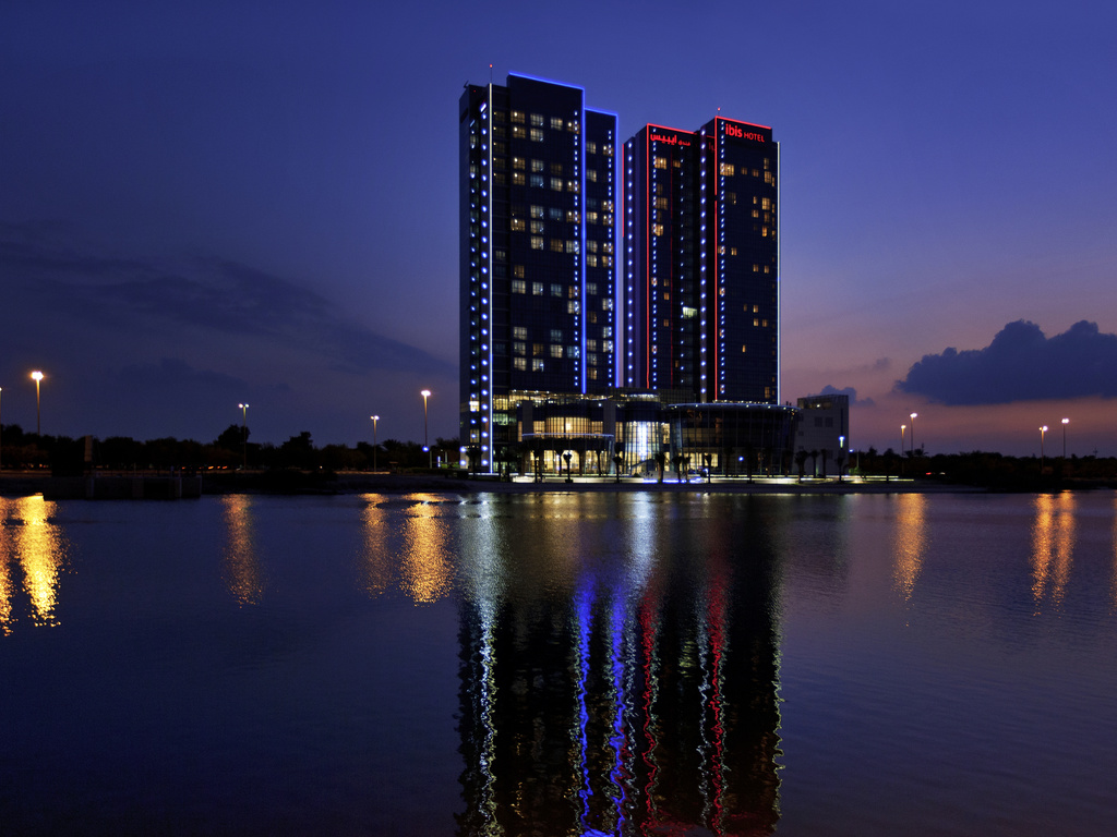 ibis Abu Dhabi Gate - Image 1