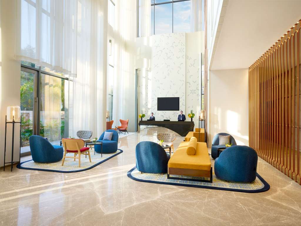NOVOTEL NEW DELHI CITY CENTRE - Image 2