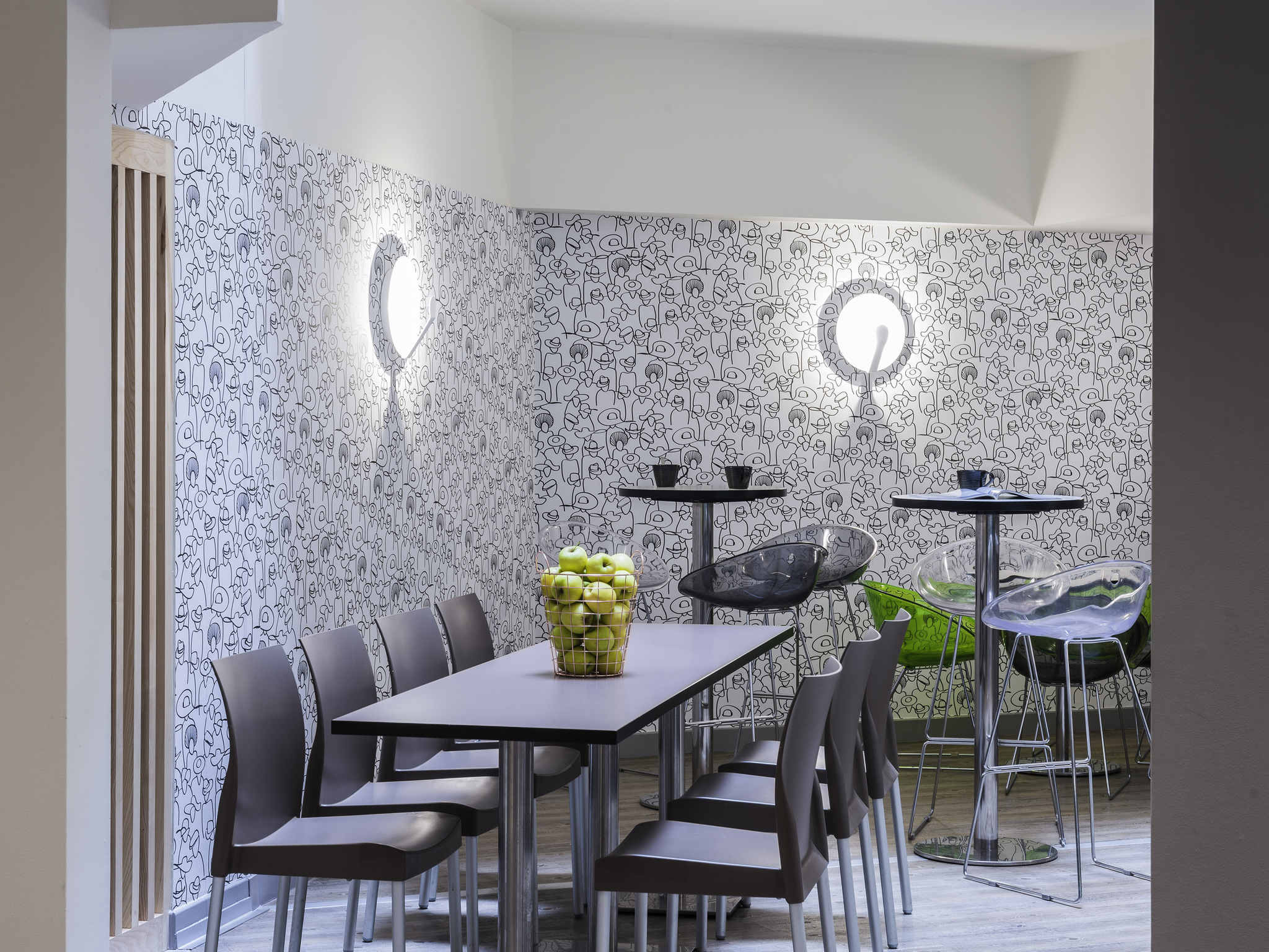 Photo - Ibis Styles Nice Centre Port