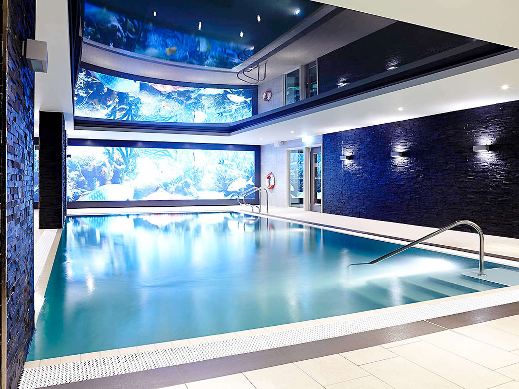 Photo - Novotel London Brentford