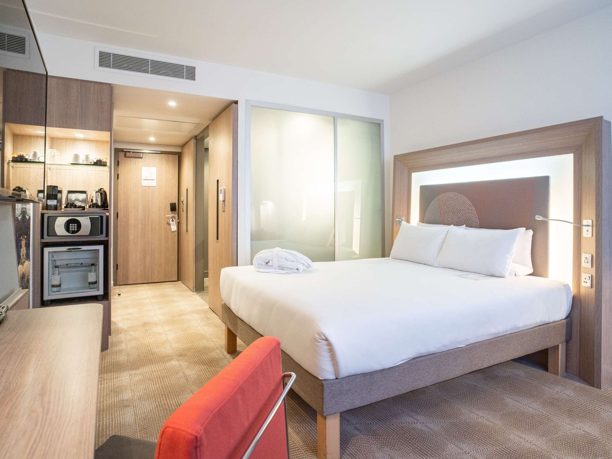 Photo - Novotel London Brentford