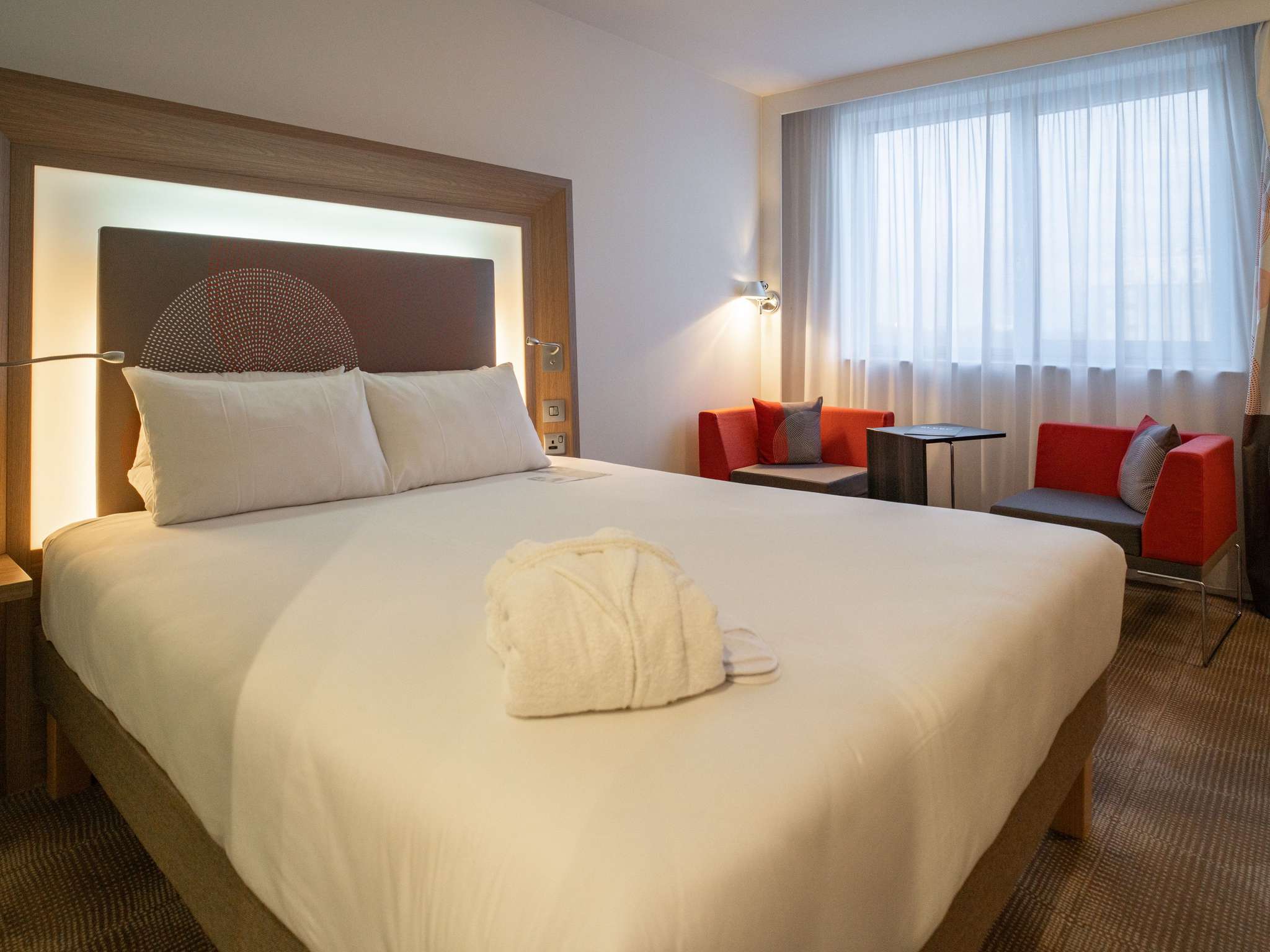 Photo - Novotel London Brentford