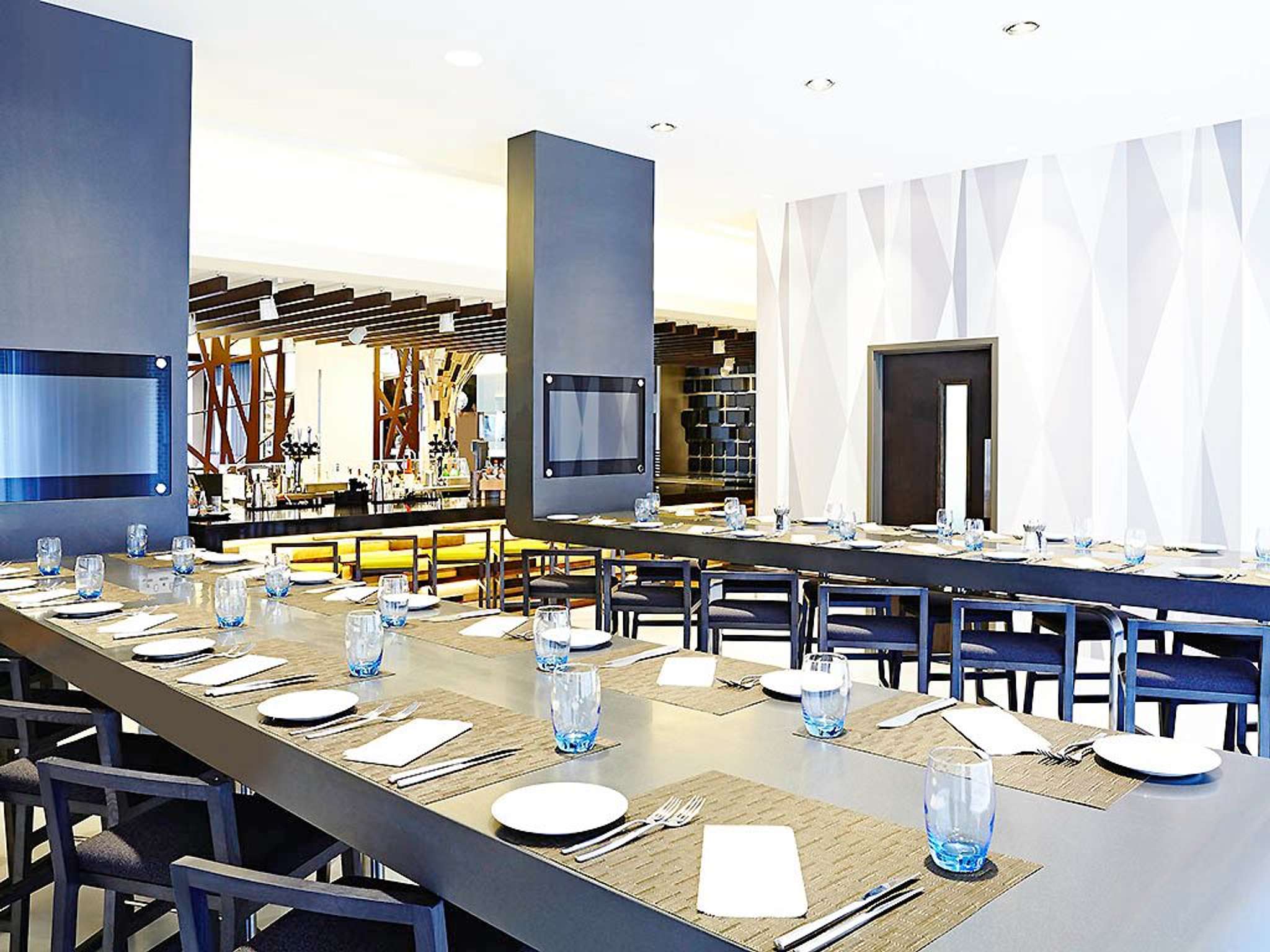 Photo - Novotel London Brentford