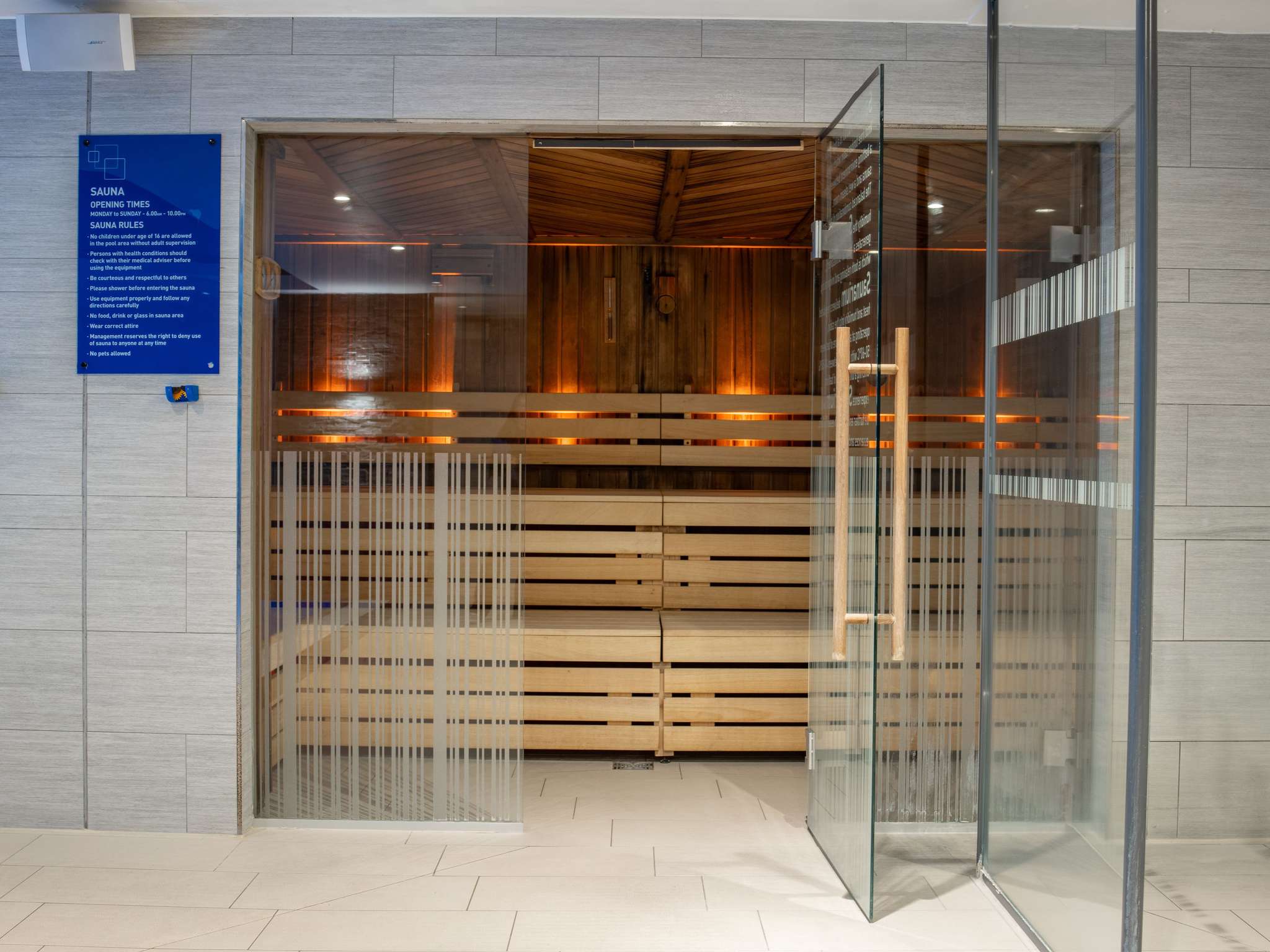 Photo - Novotel London Brentford