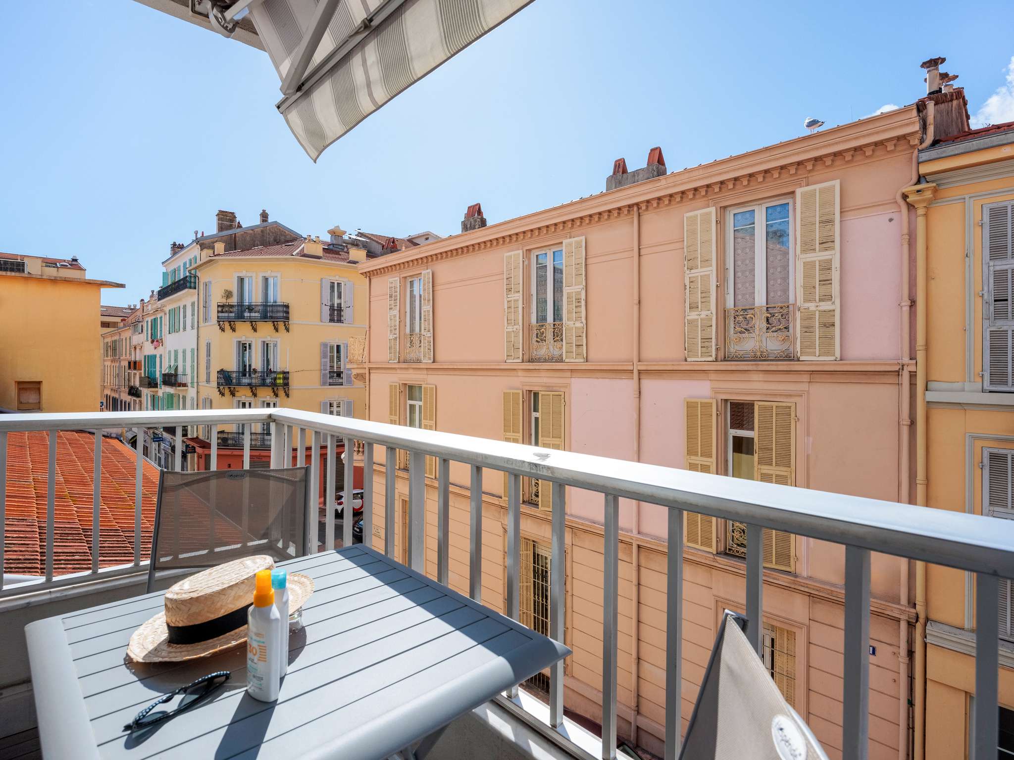 Photo - Ibis Styles Menton Centre