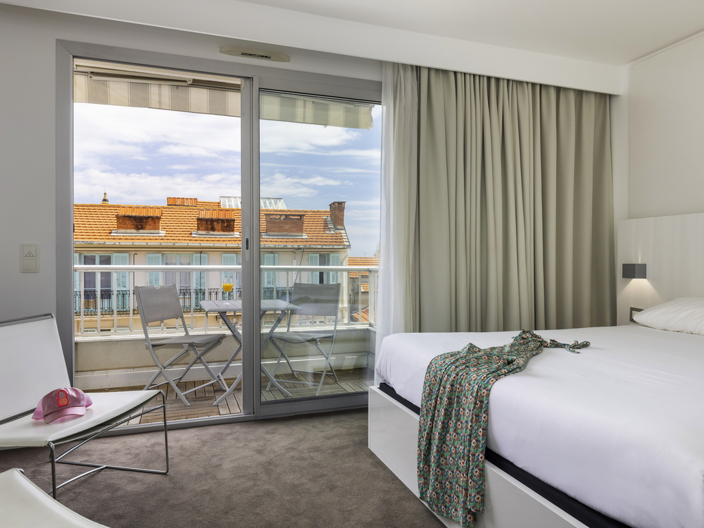 ibis Styles Menton Centre - Image 3