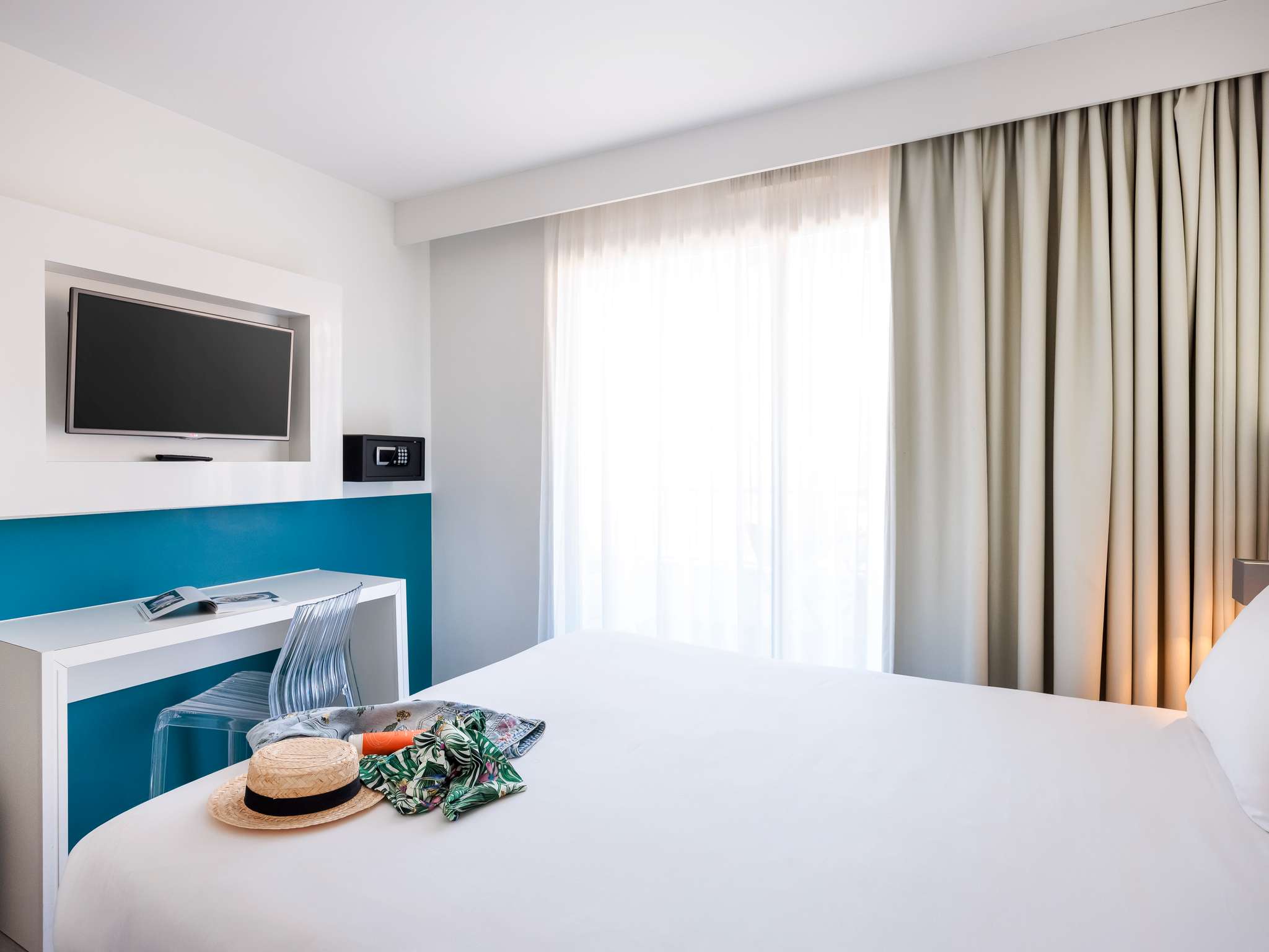 Photo - Ibis Styles Menton Centre