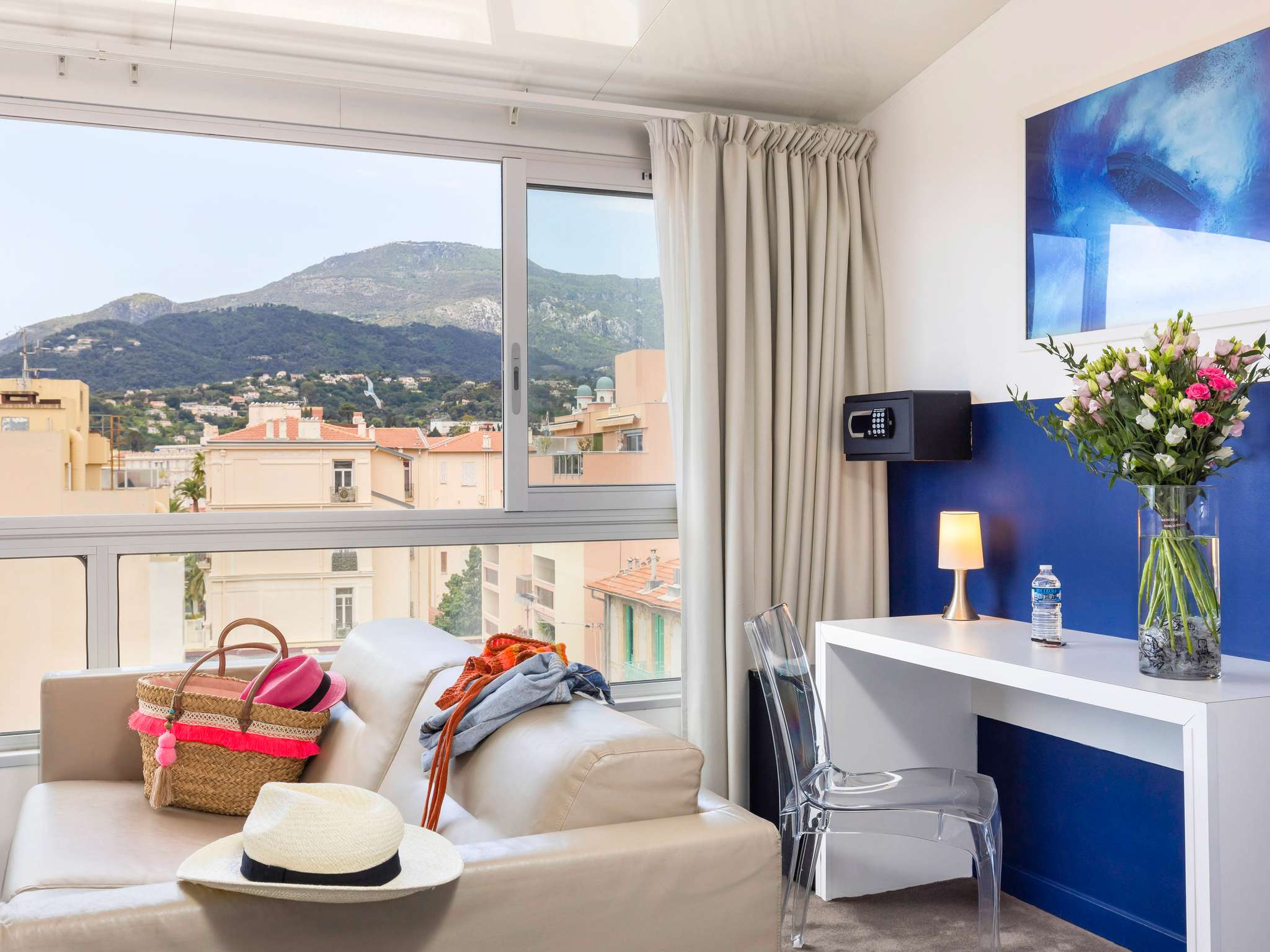 Photo - Ibis Styles Menton Centre