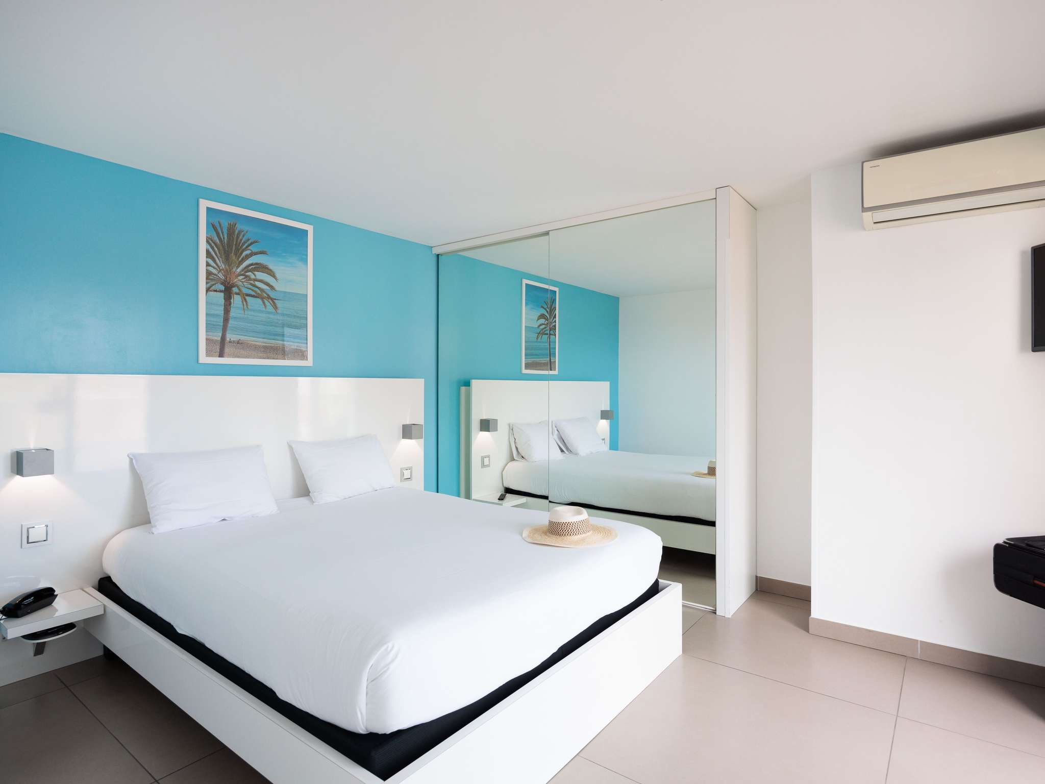 Photo - Ibis Styles Menton Centre