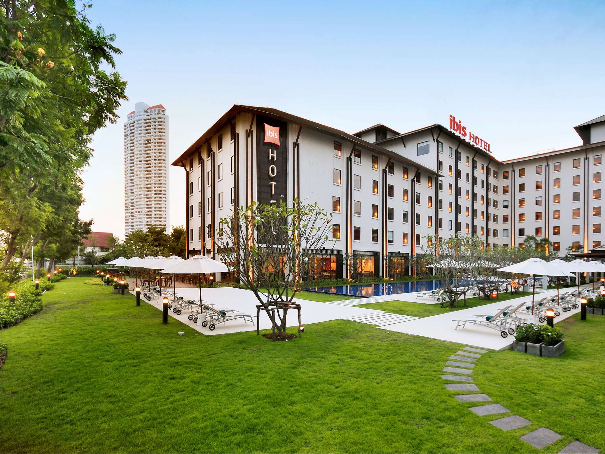 Photo - Ibis Bangkok Riverside