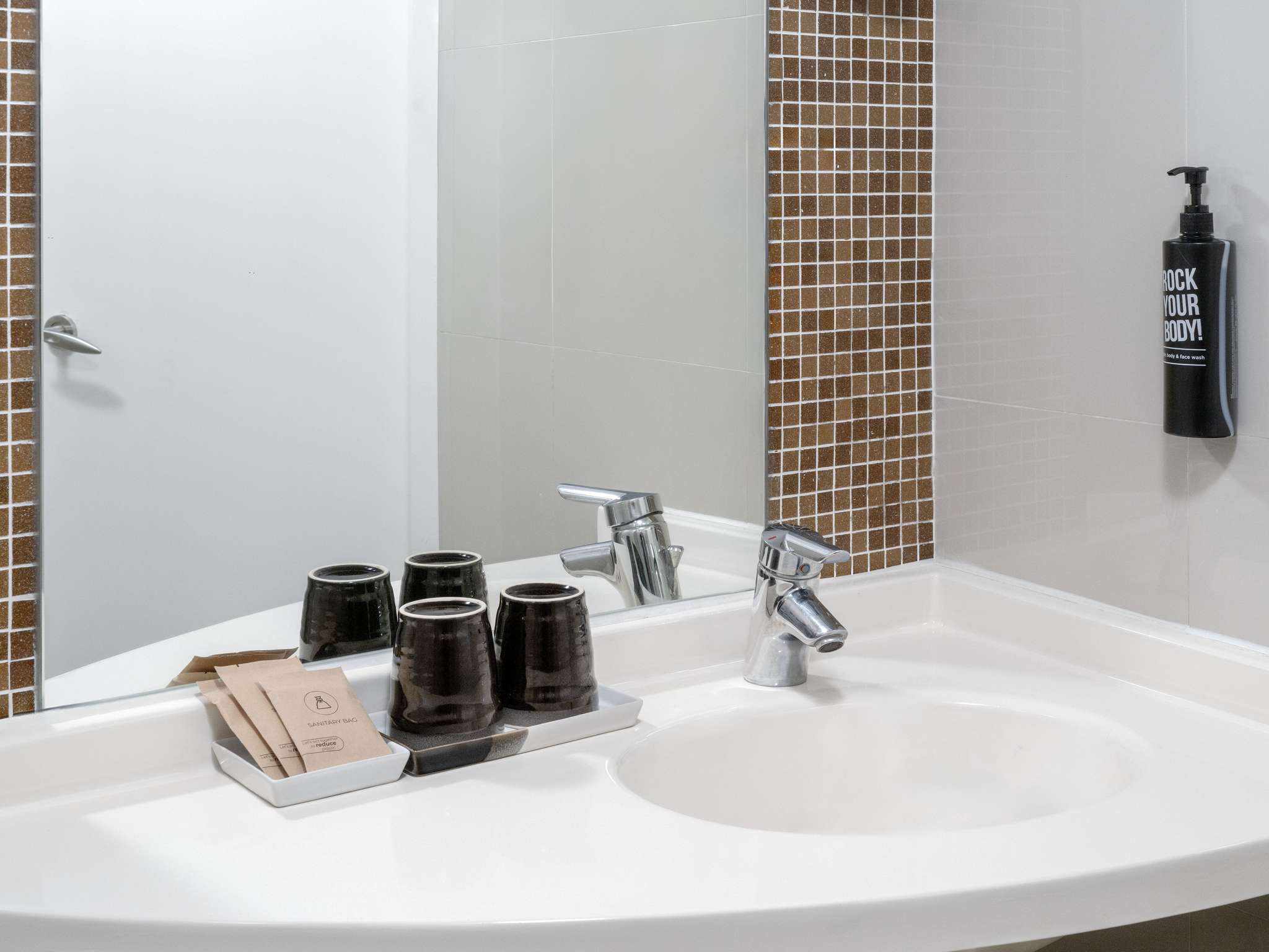 Photo - Ibis Bangkok Riverside