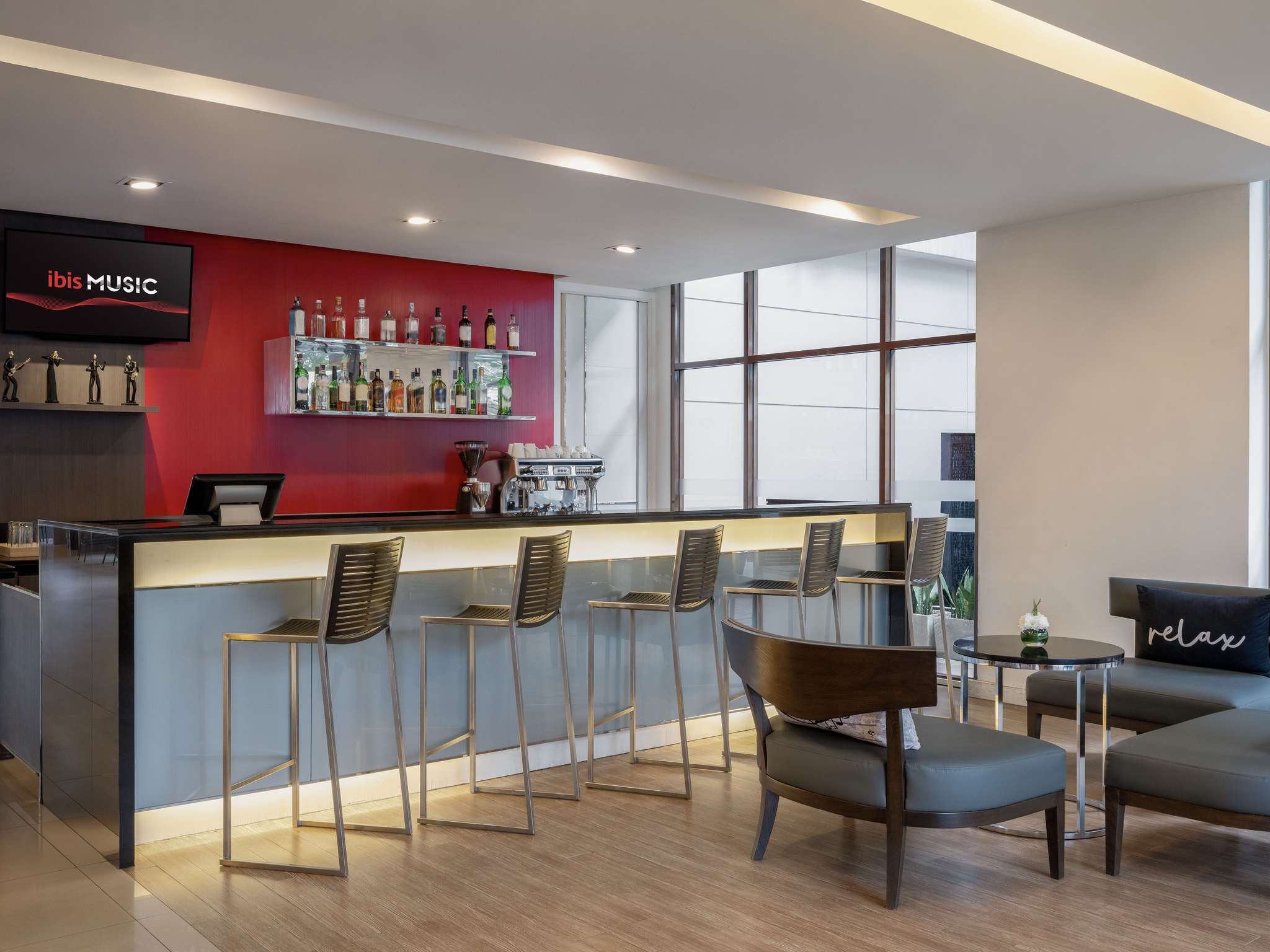 Photo - Ibis Bangkok Riverside