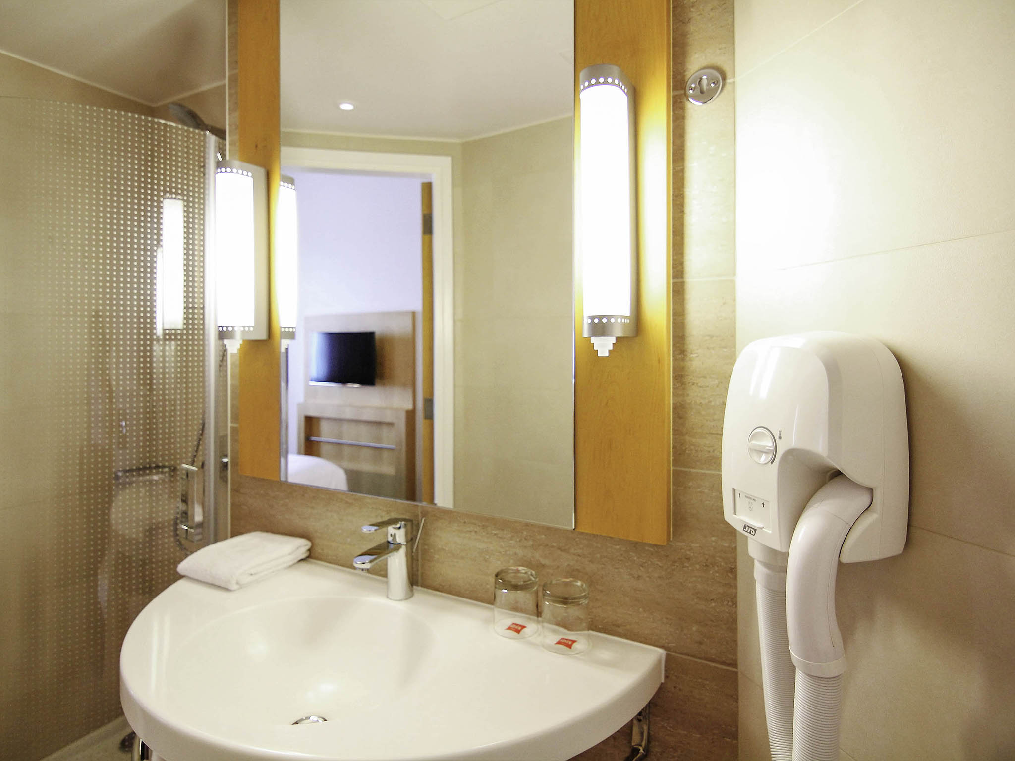 Photo - Ibis One Central - World Trade Centre Dubai